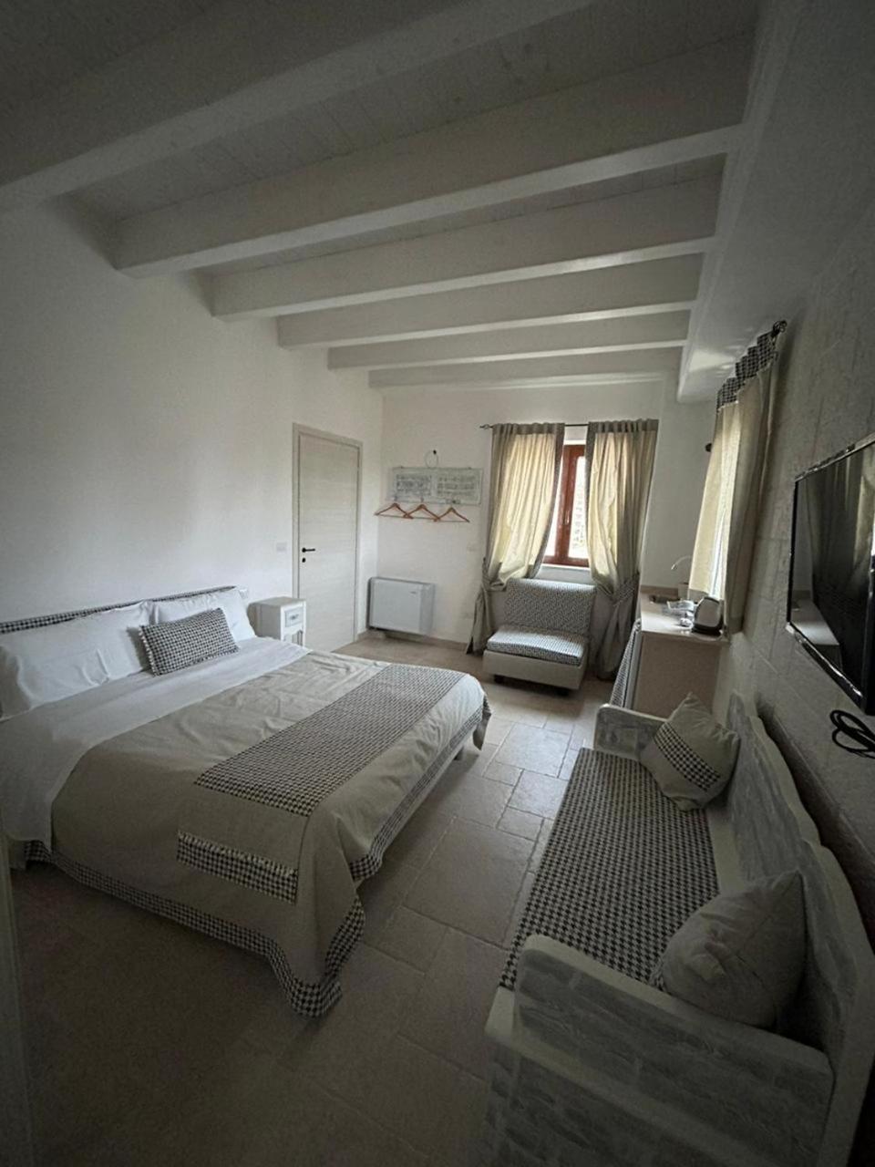 Double Room with Pool View