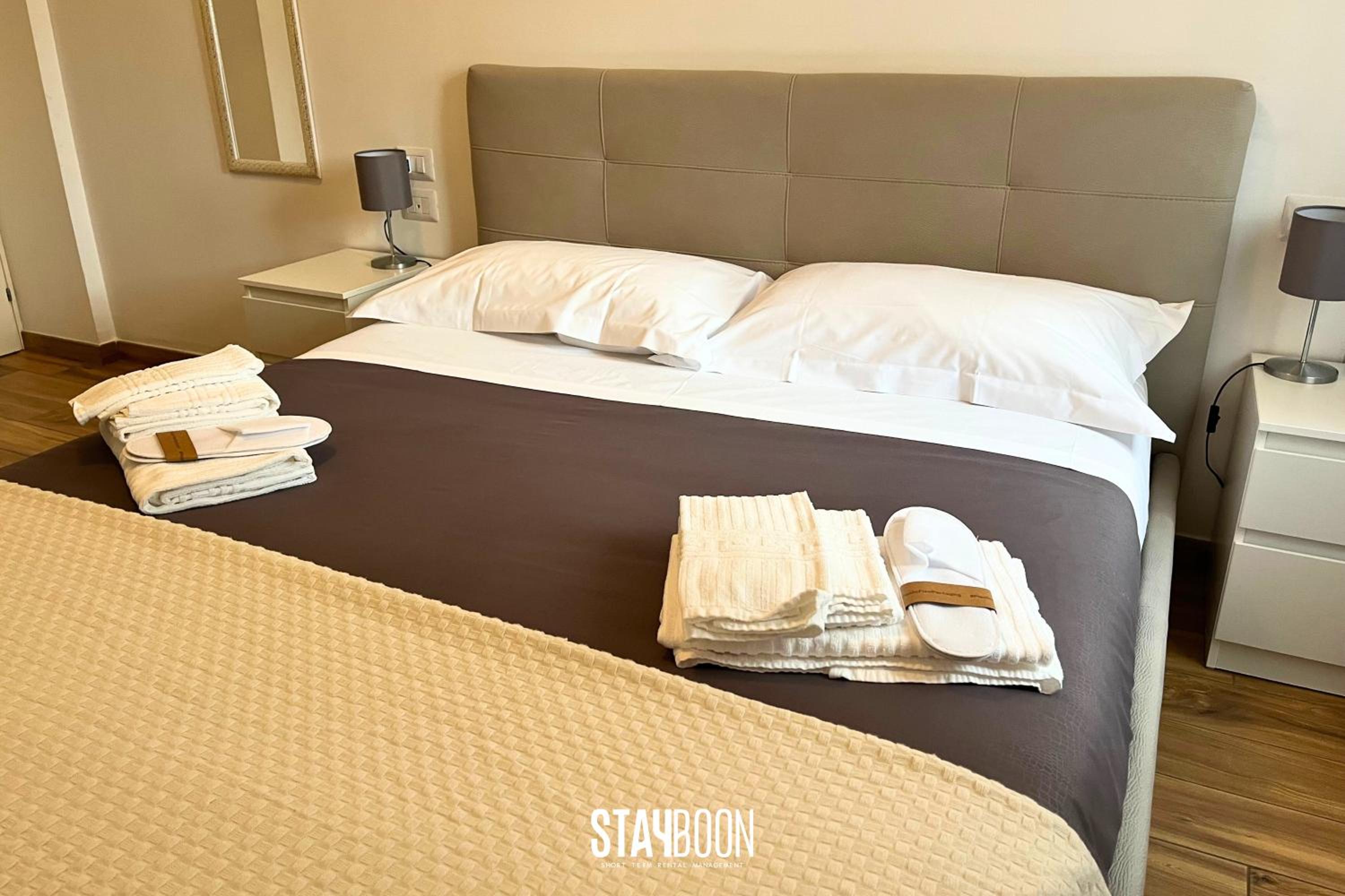 Double Room - Photo 15