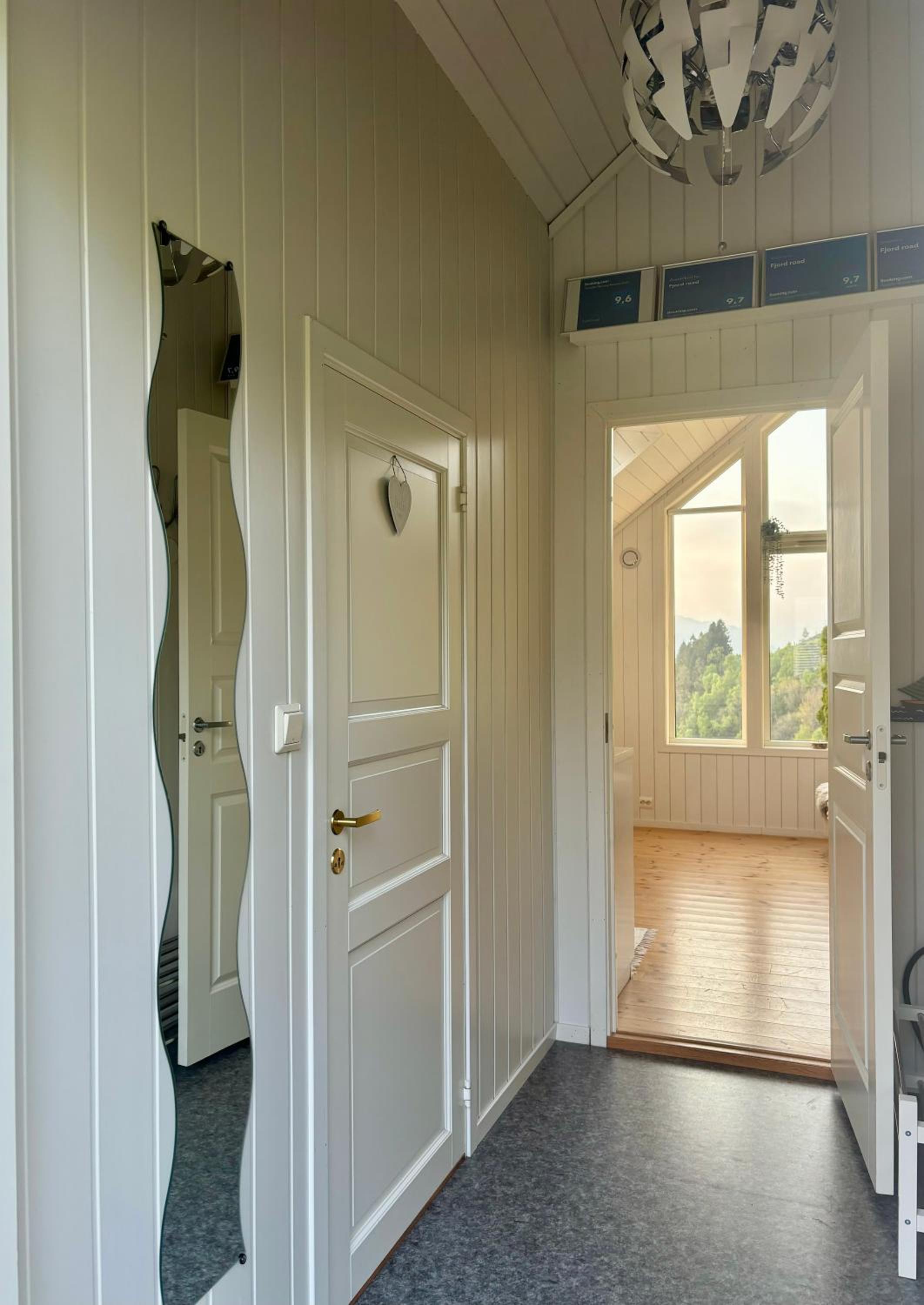 Studio Apartment - Photo 19