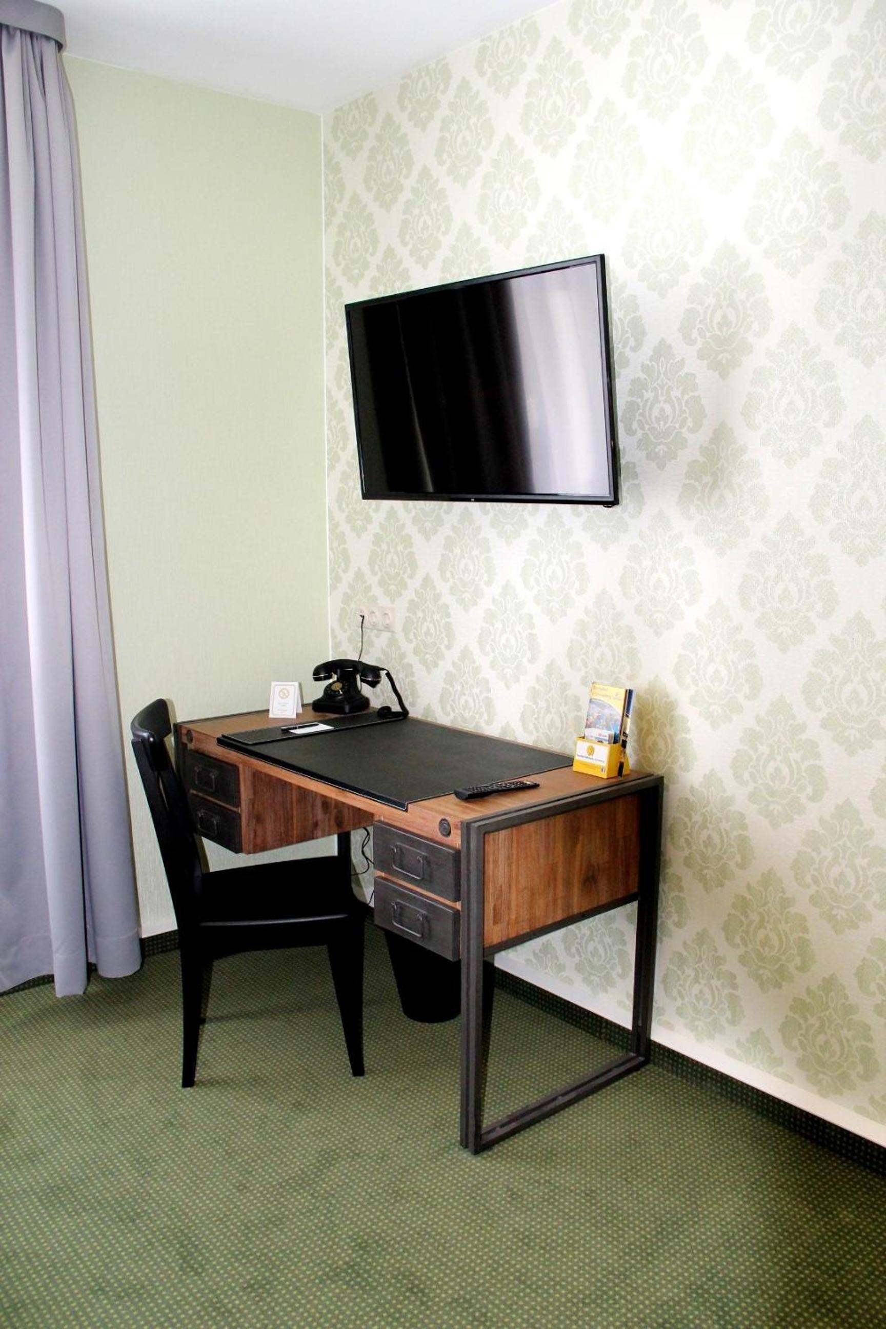 Double Room - Photo 1