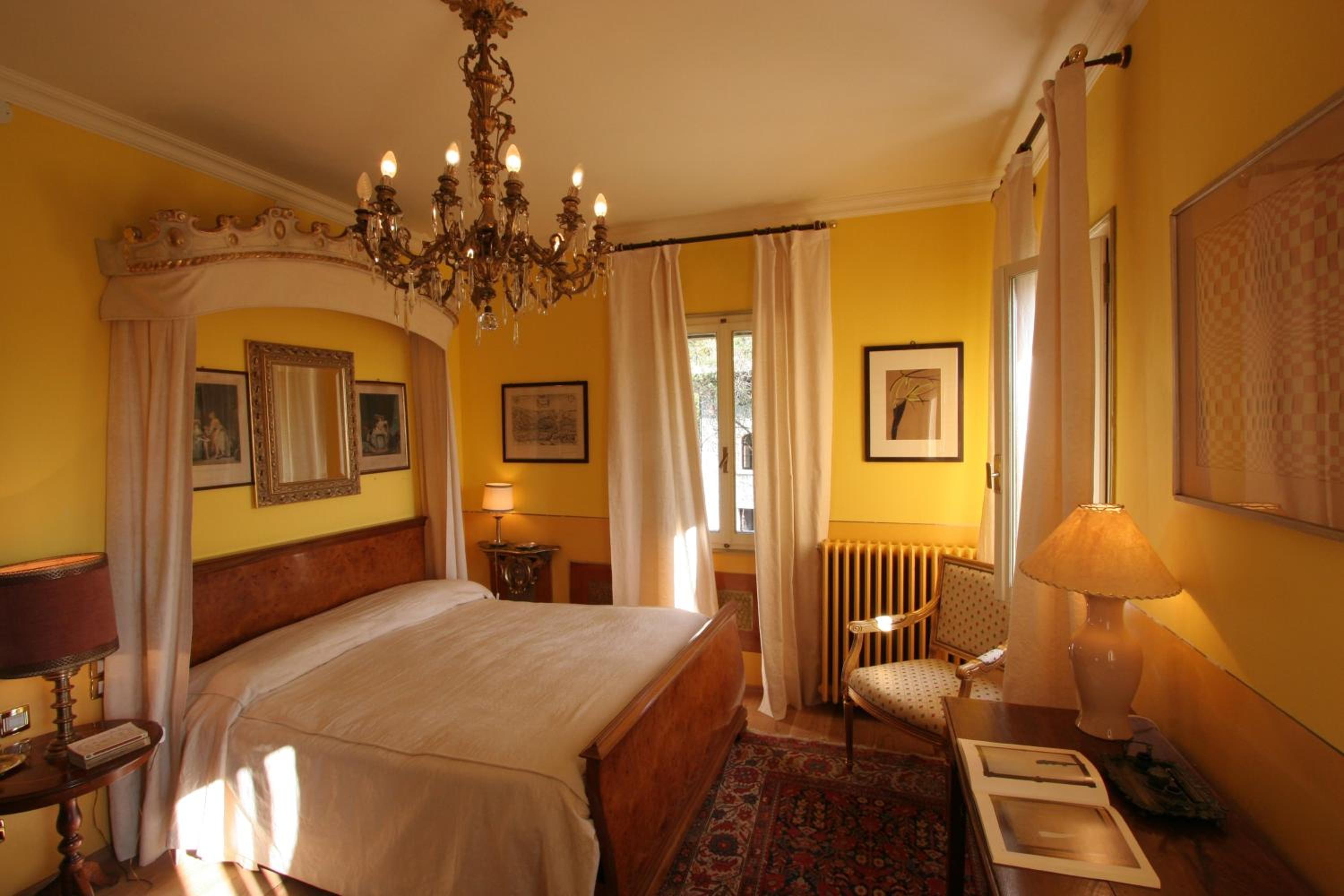 Suite photo 1