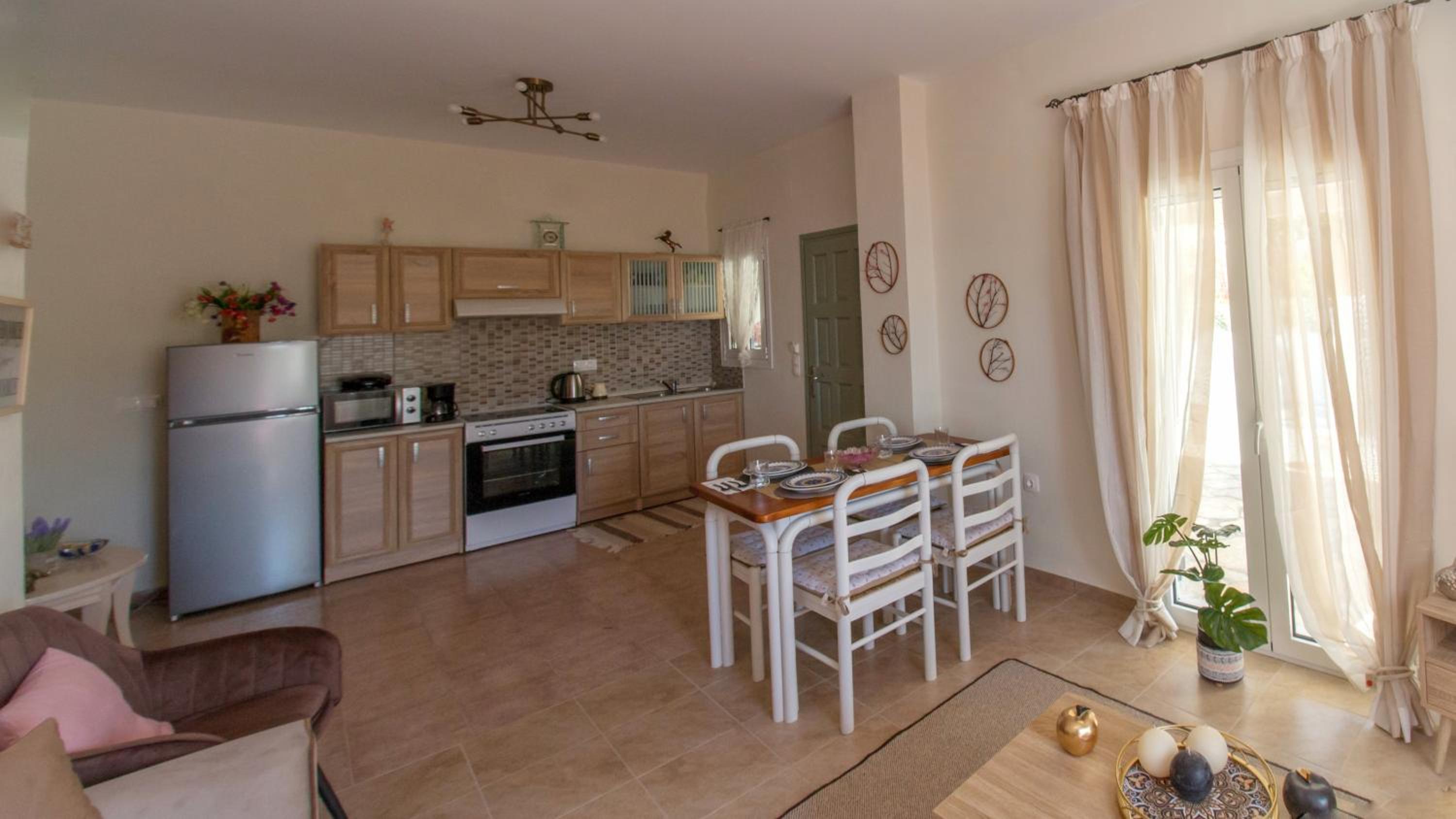 Two-Bedroom House photo 2