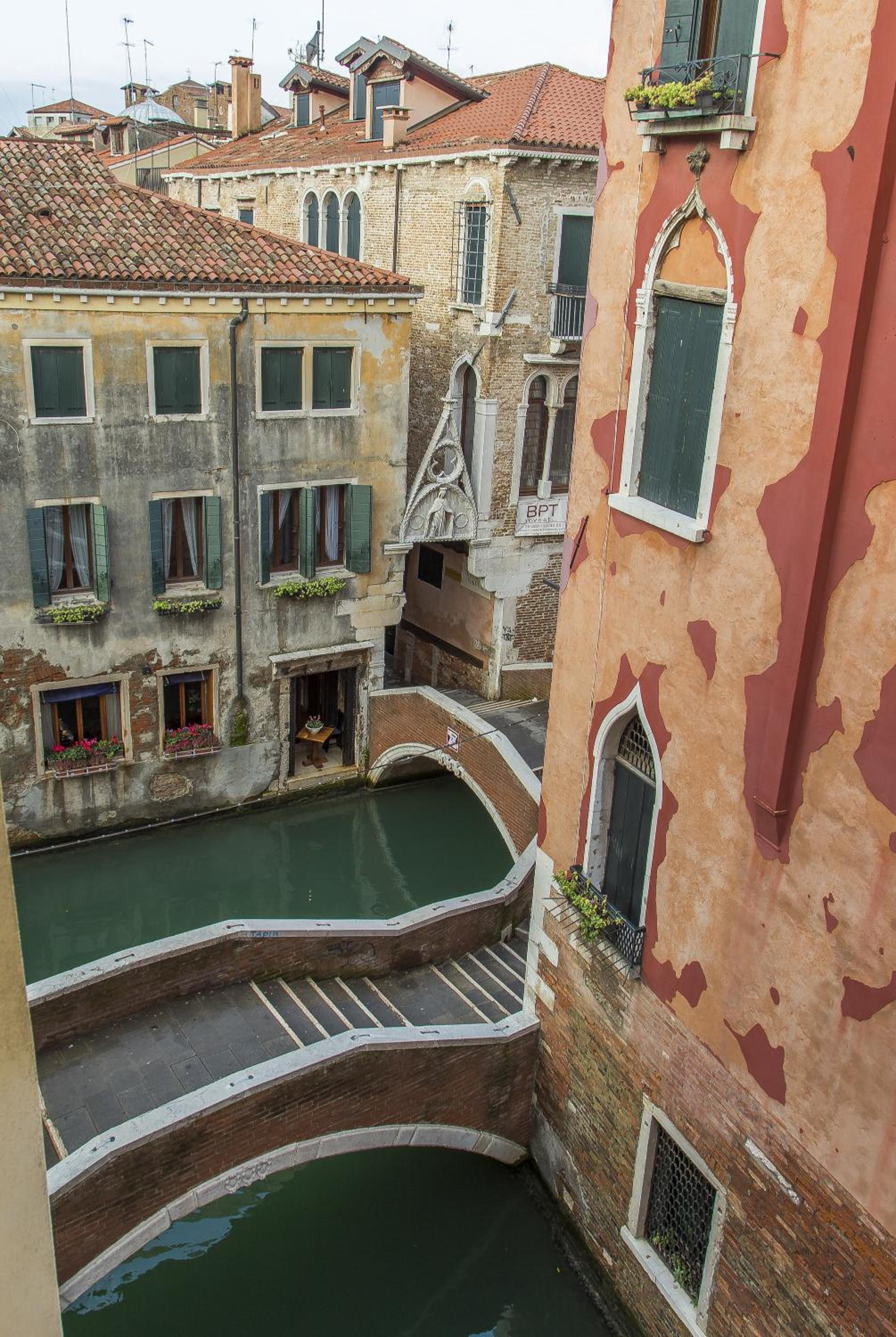 Double Room with Canal View photo 2