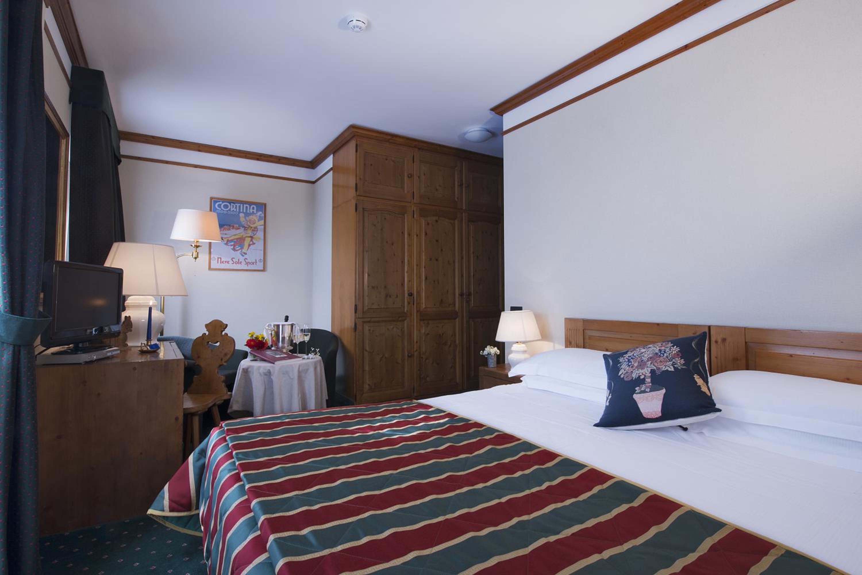 Double Room with Panoramic View - Photo 2