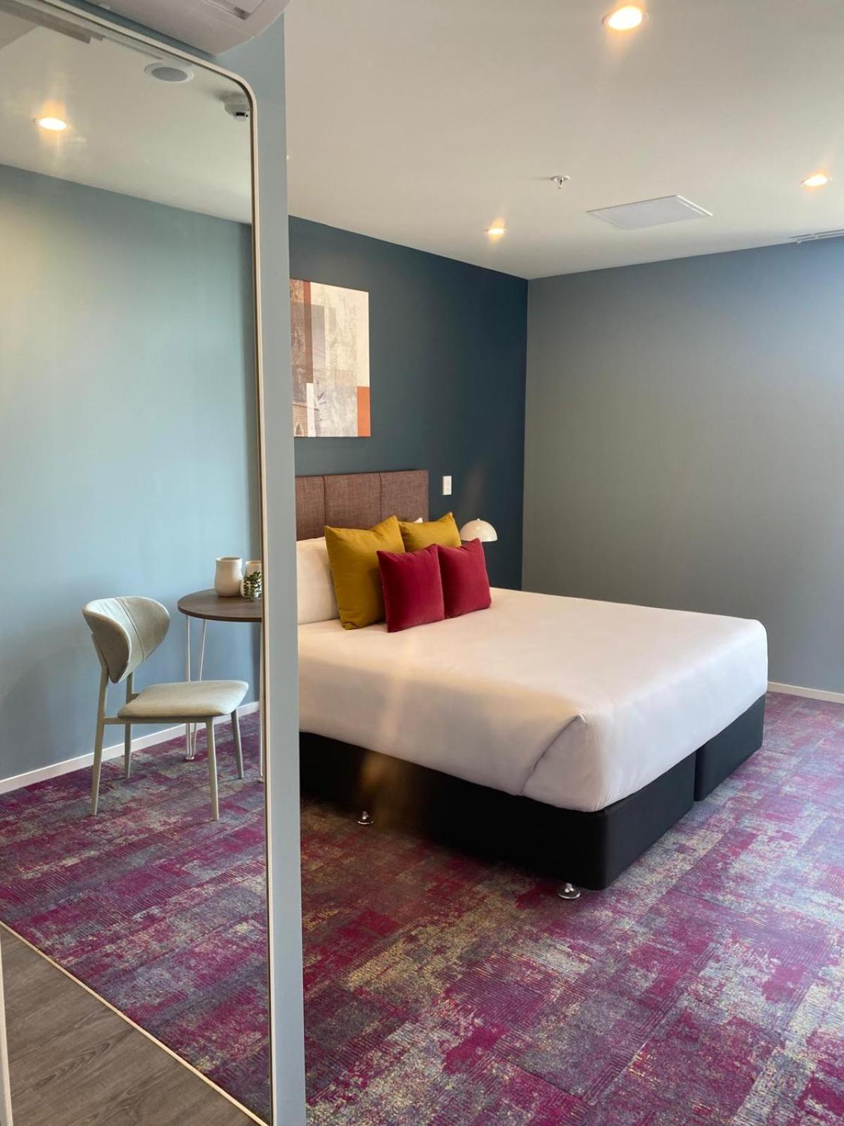 Studio Apartment - Accessible - Photo 2