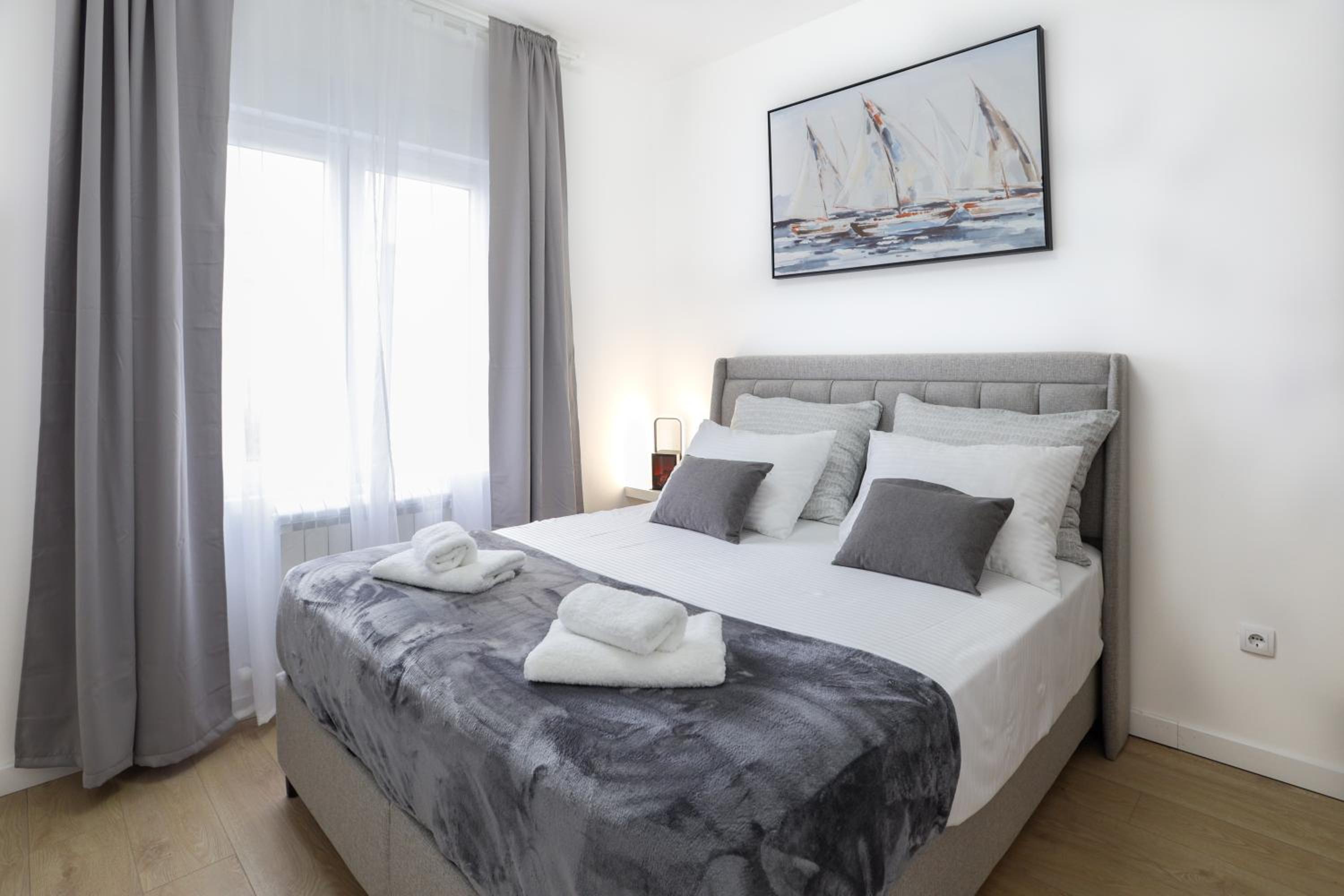 Two-Bedroom Apartment with Balcony photo 1