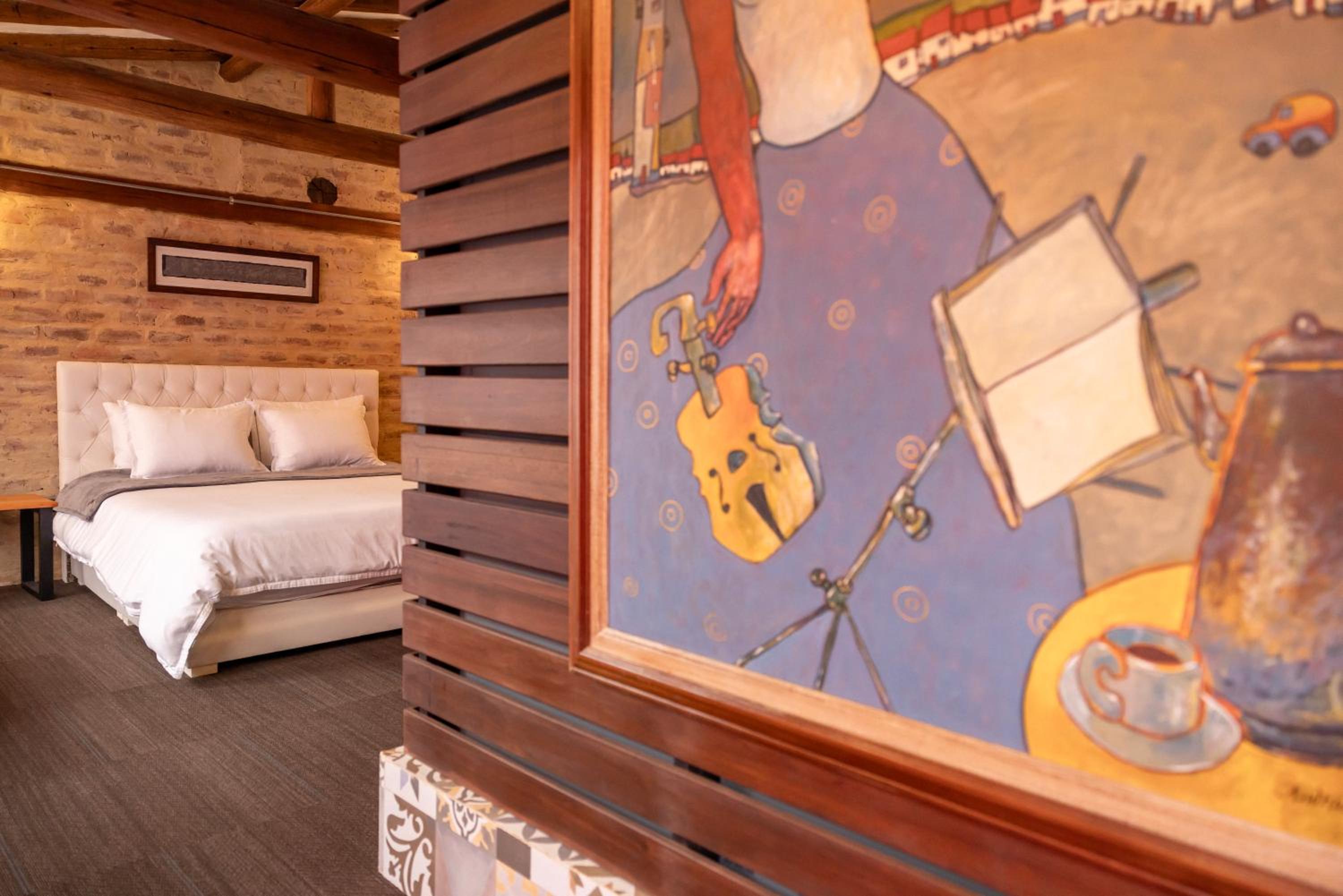 Deluxe Family Room photo 2