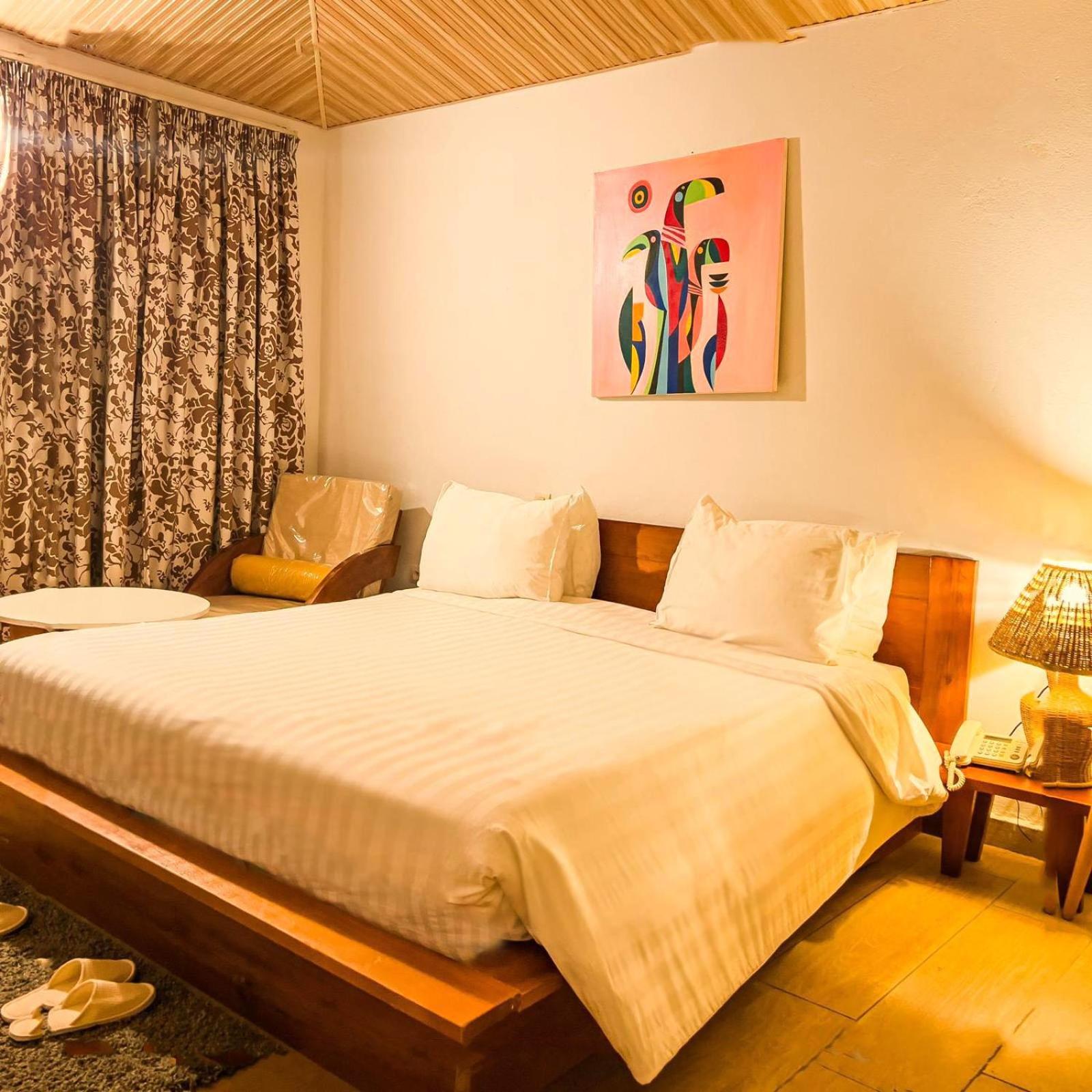 Deluxe Family Suite photo 3