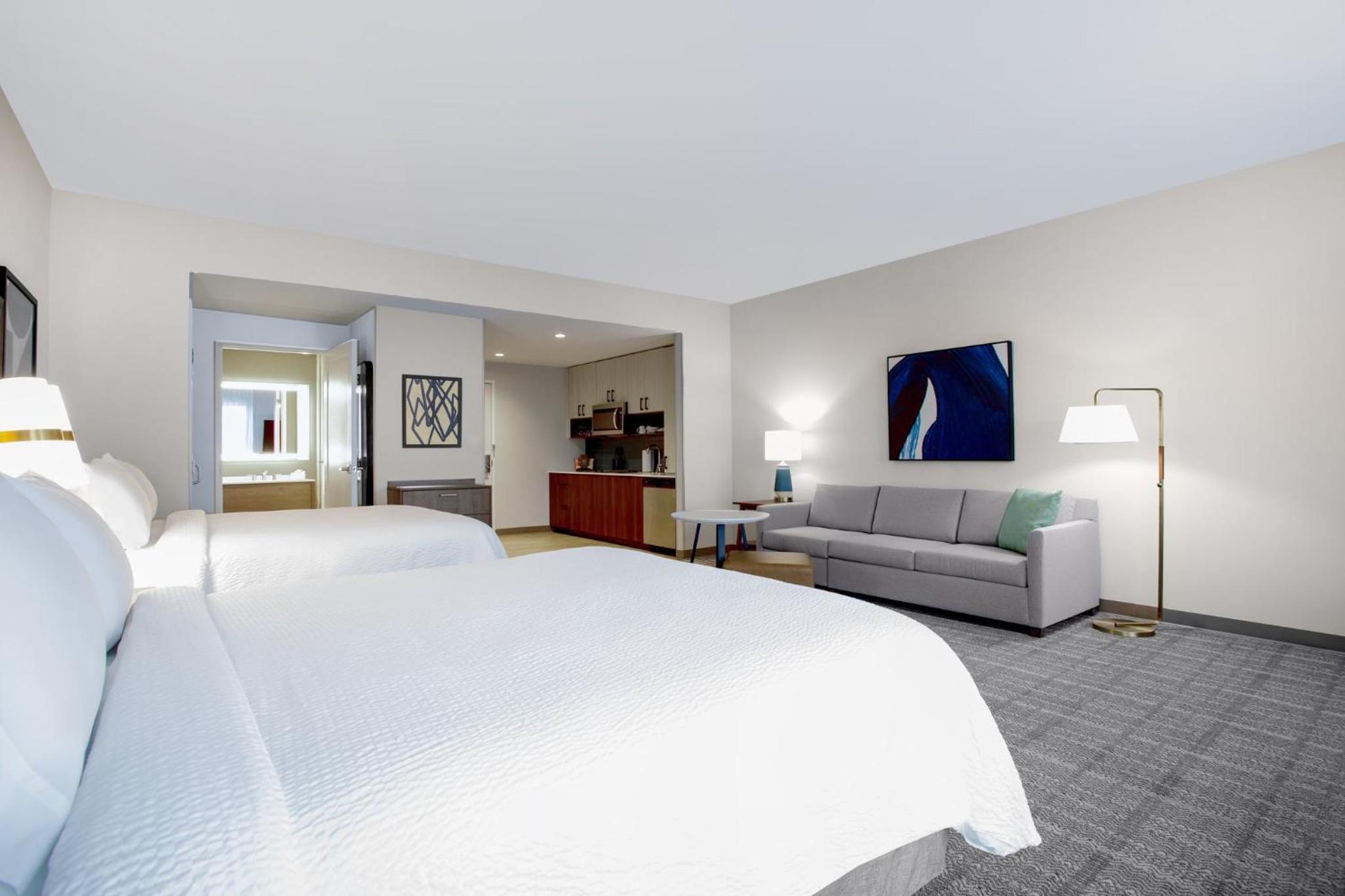 Studio Suite with Two Queen Beds - Photo 1