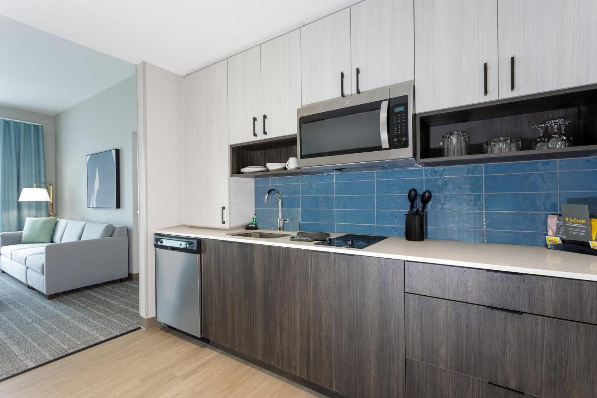 King Studio Suite - Photo 2