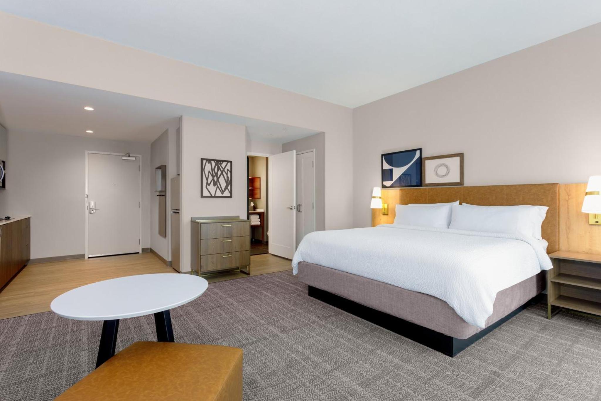 King Studio Suite - Photo 1