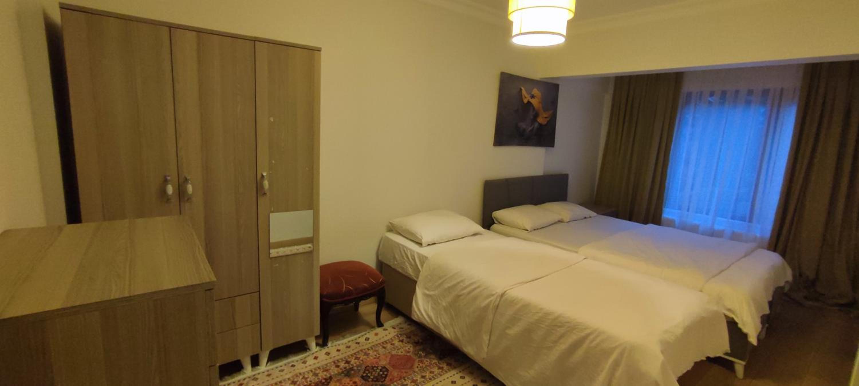 One-Bedroom Apartment photo 2