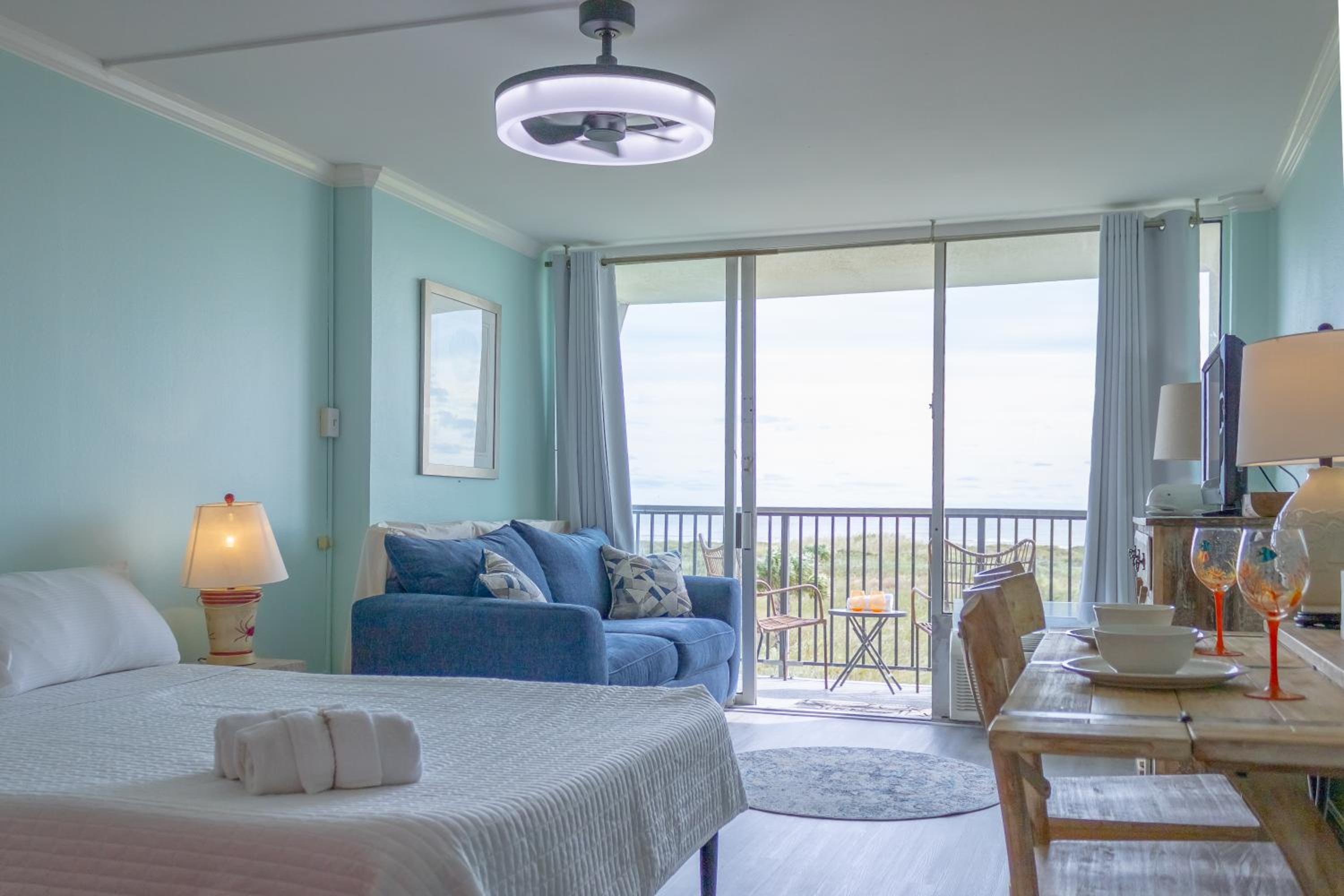 112- Studio with Gulf View