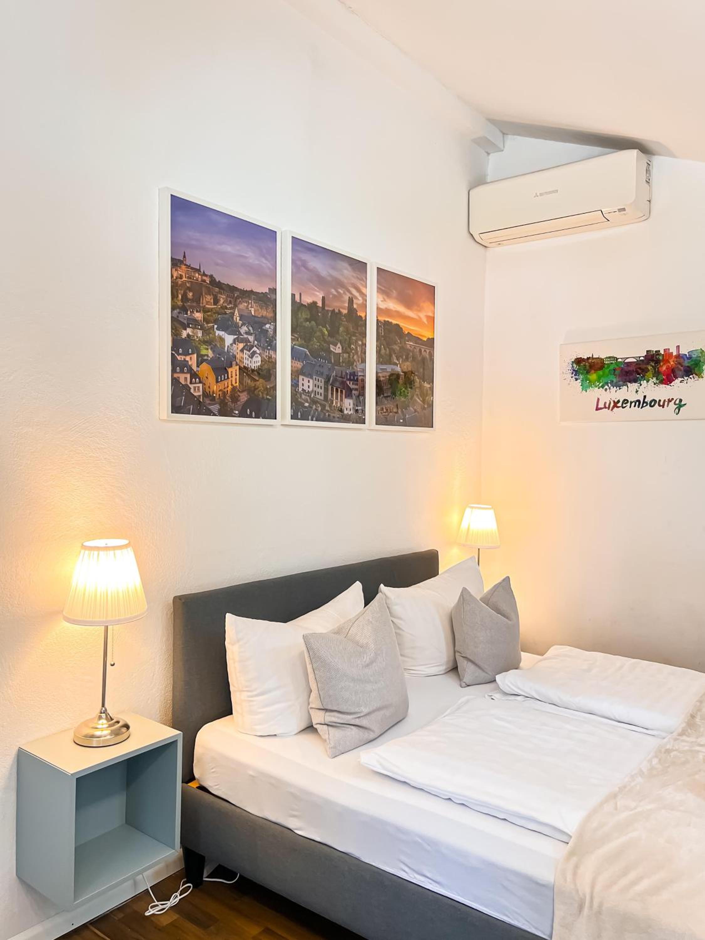 One-Bedroom Apartment - Photo 4