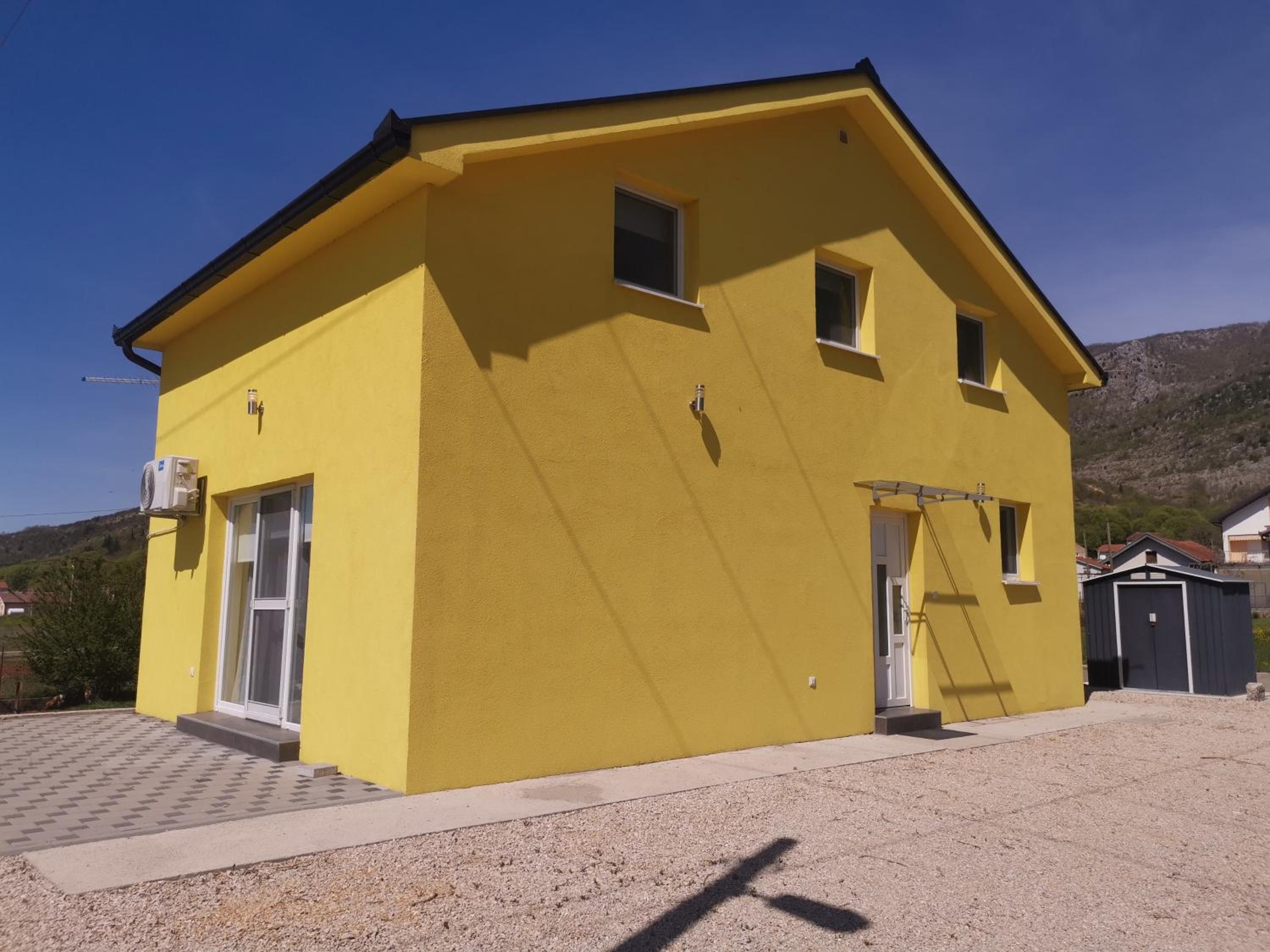 Three-Bedroom House photo 1