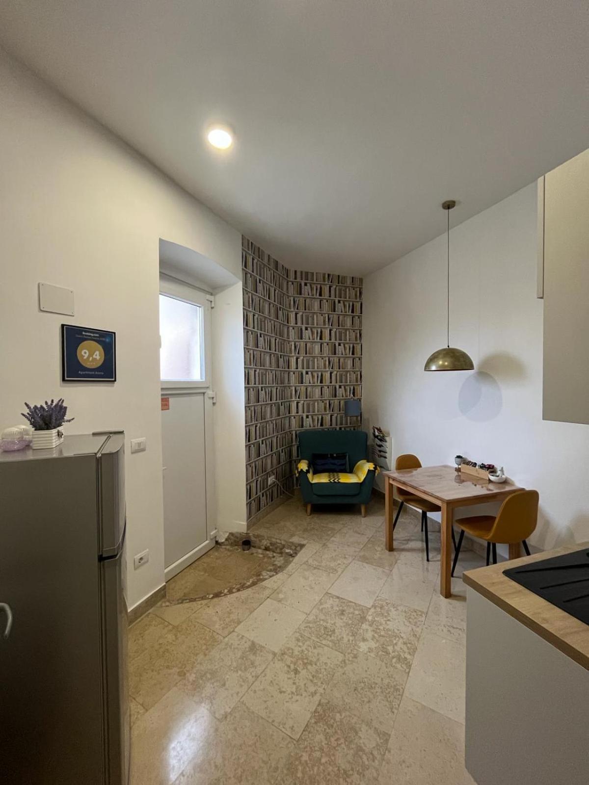 One-Bedroom Apartment - Photo 27
