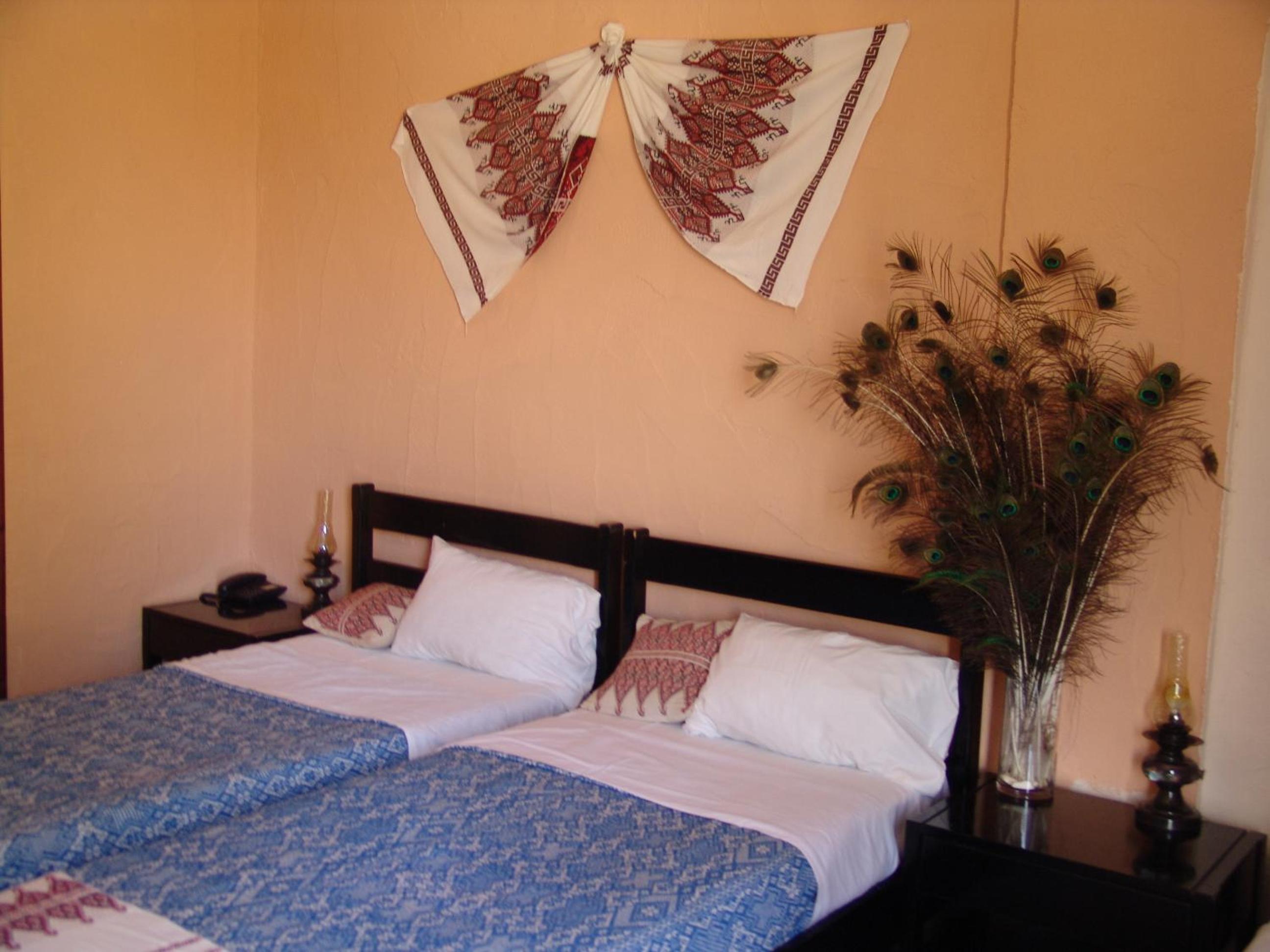 Double or Twin Room - Photo 14
