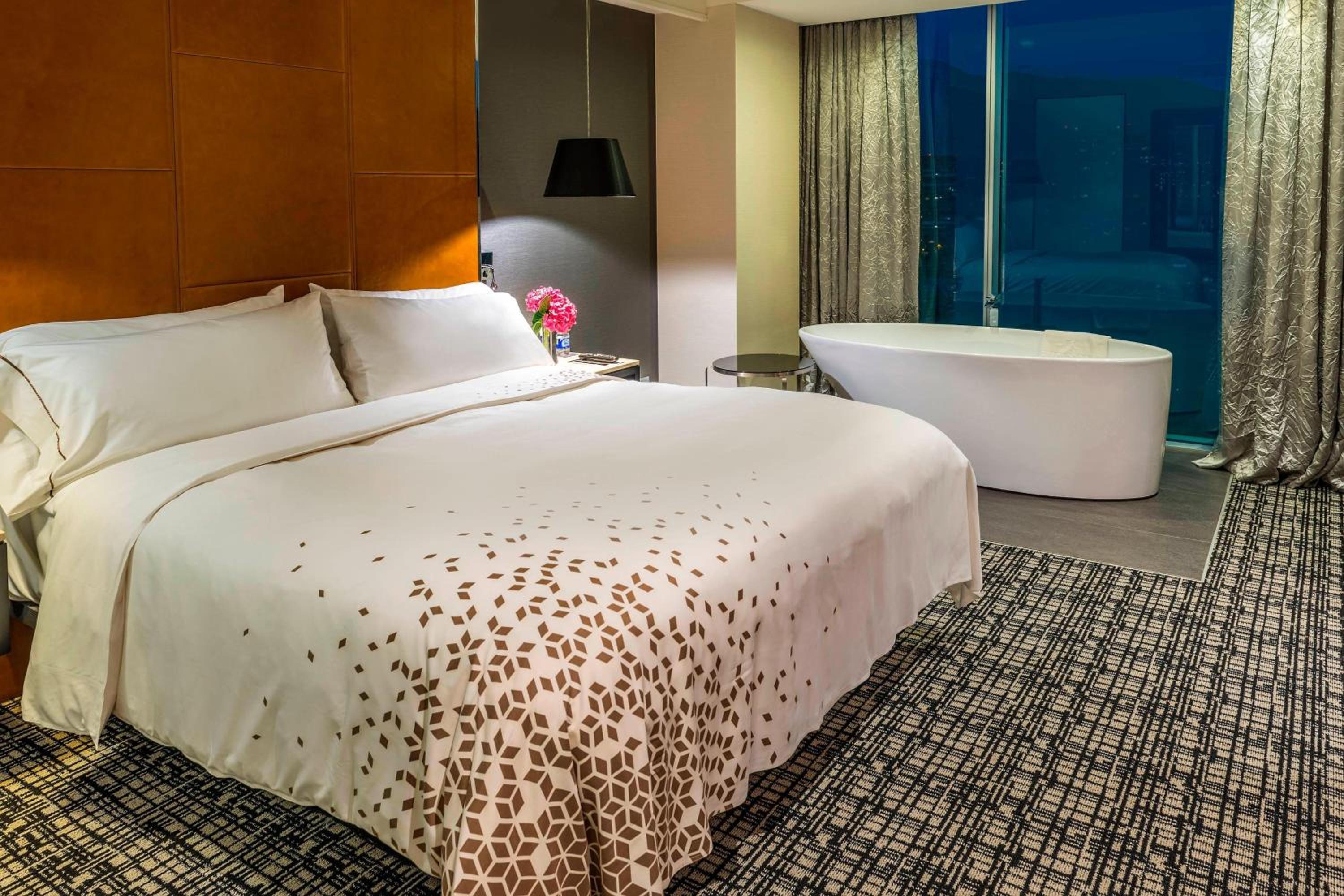 Suite Governador Club Level King Suite
