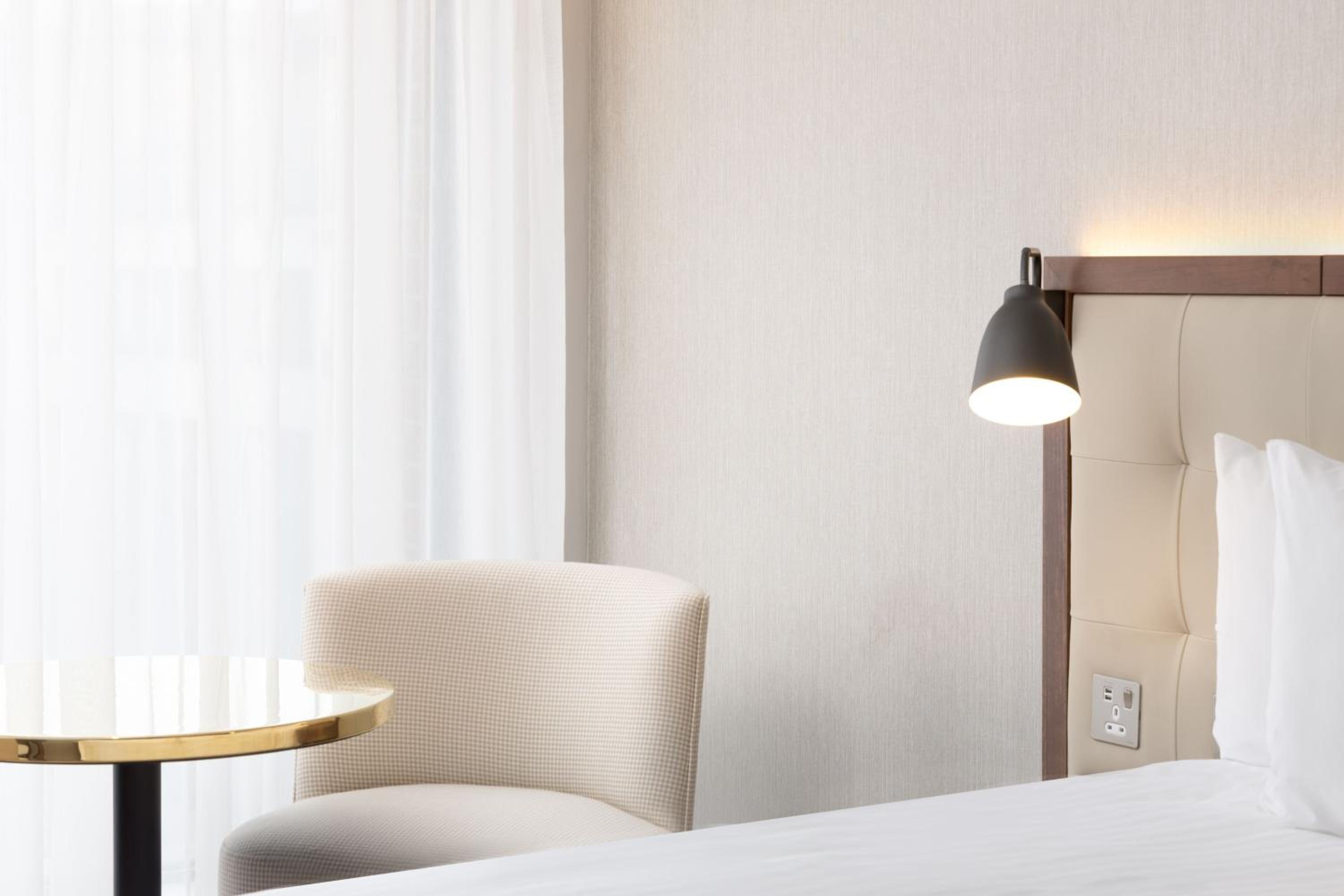 Standard Twin Room - Photo 11