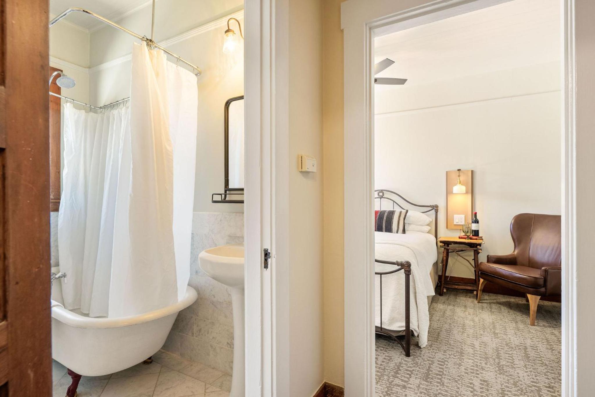 Superior Queen Room, Ensuite (Room 26) photo 2