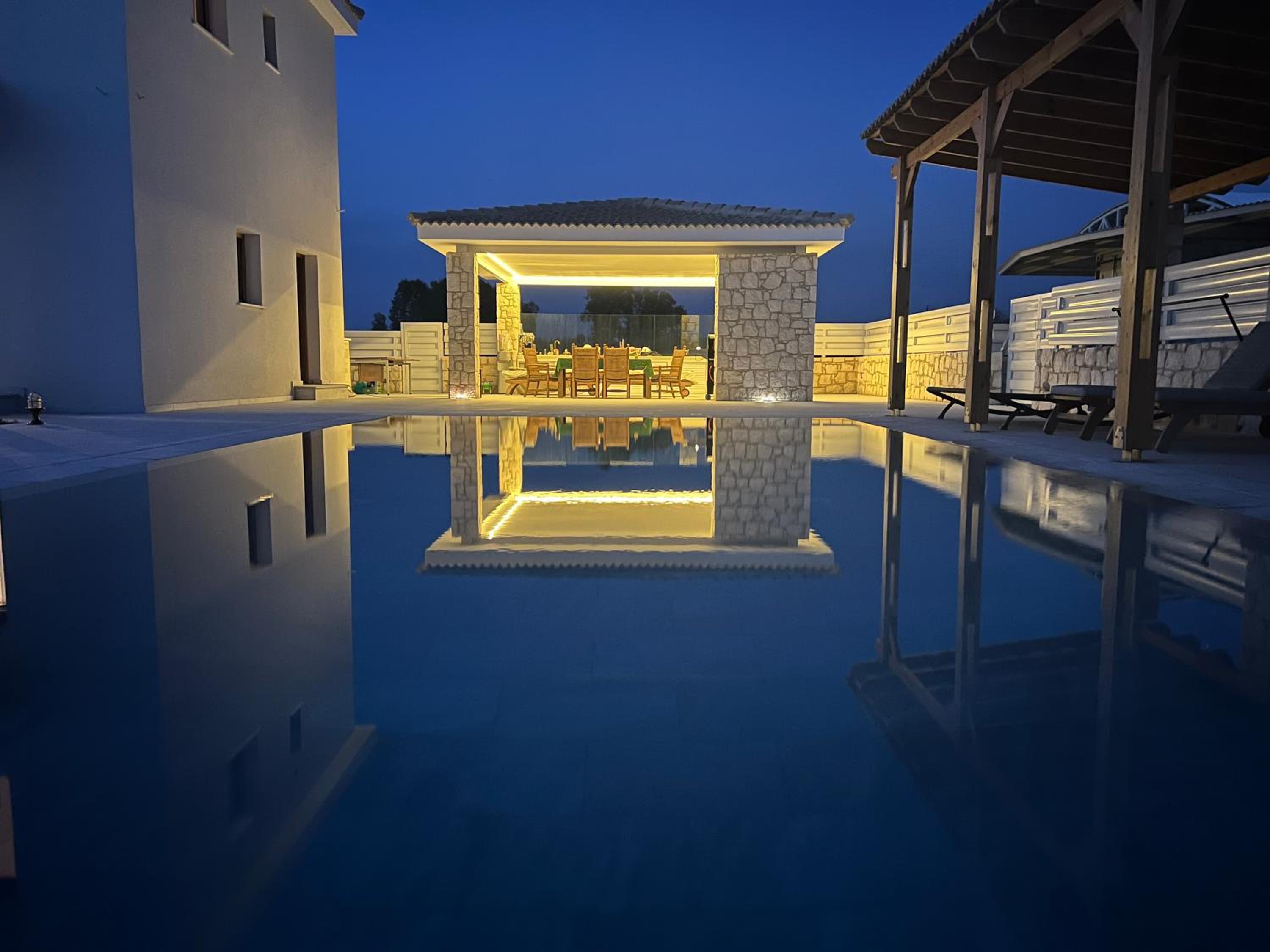 Villa - Beach Front photo 1