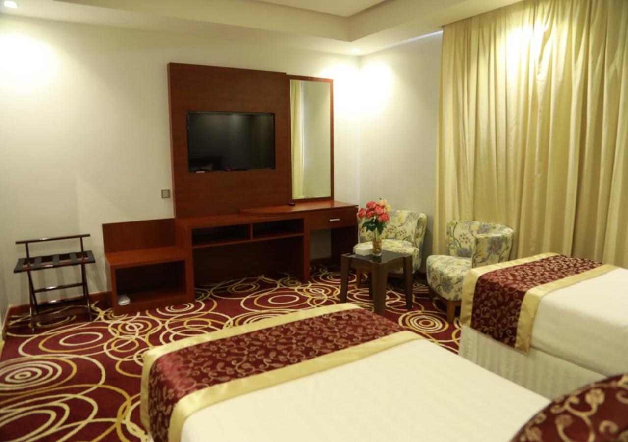 Twin Room - Photo 6
