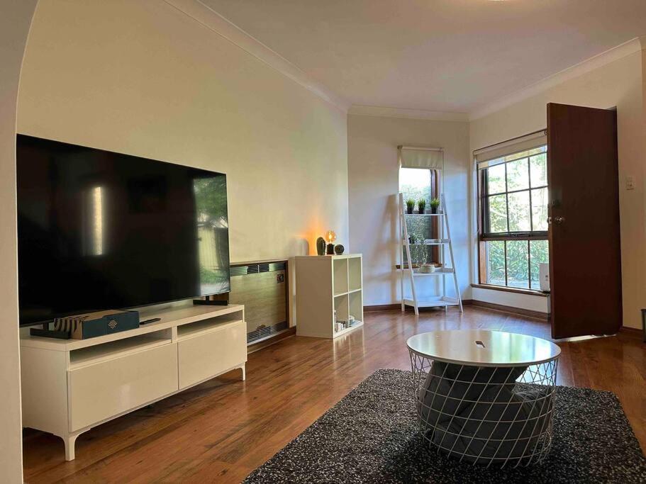 Two-Bedroom House photo 1