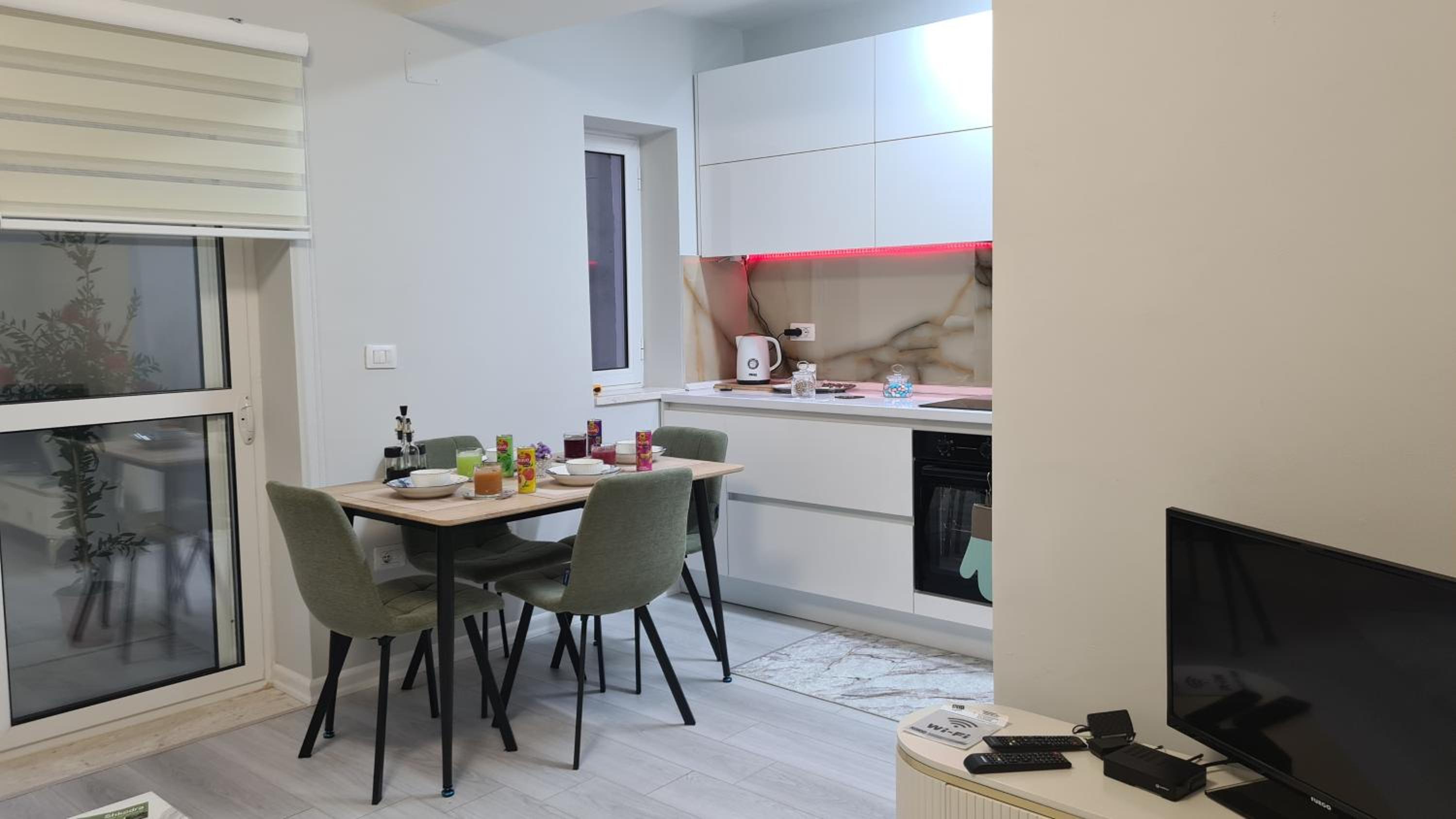 Apartment with View and Balcony photo 3