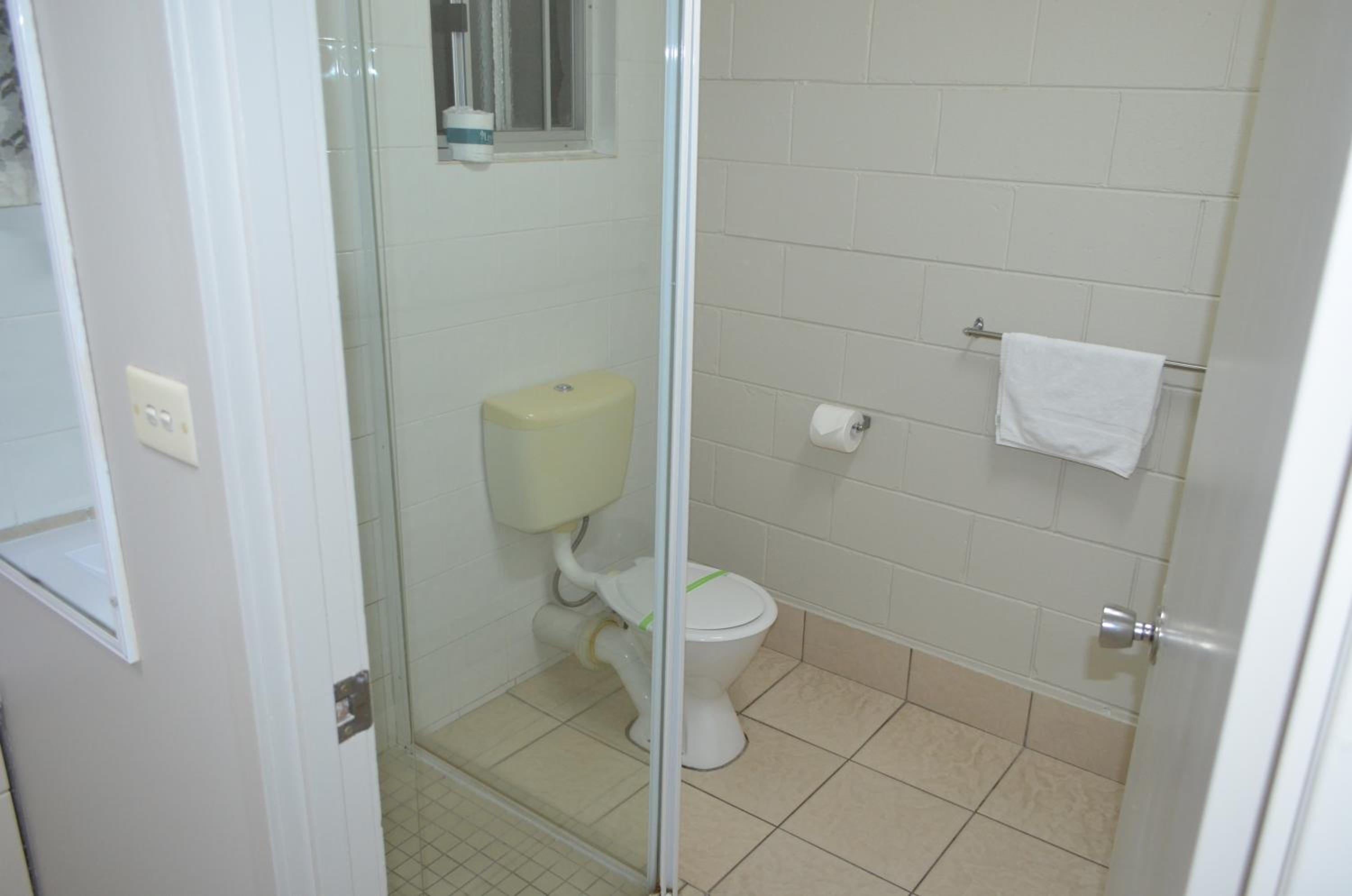 Queen Room photo 3