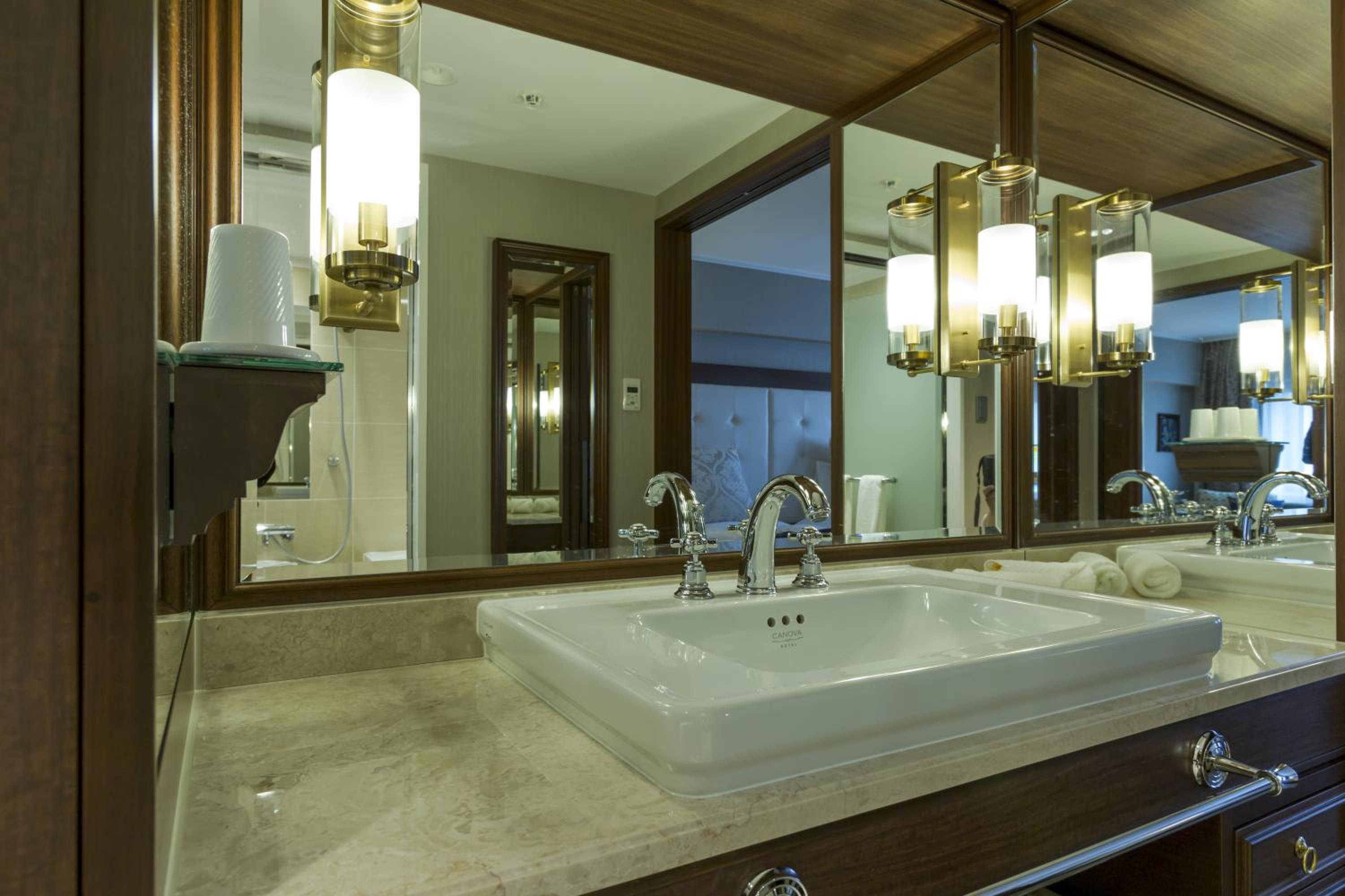 Grand Comfort Deluxe Twin Room -Non-Smoking