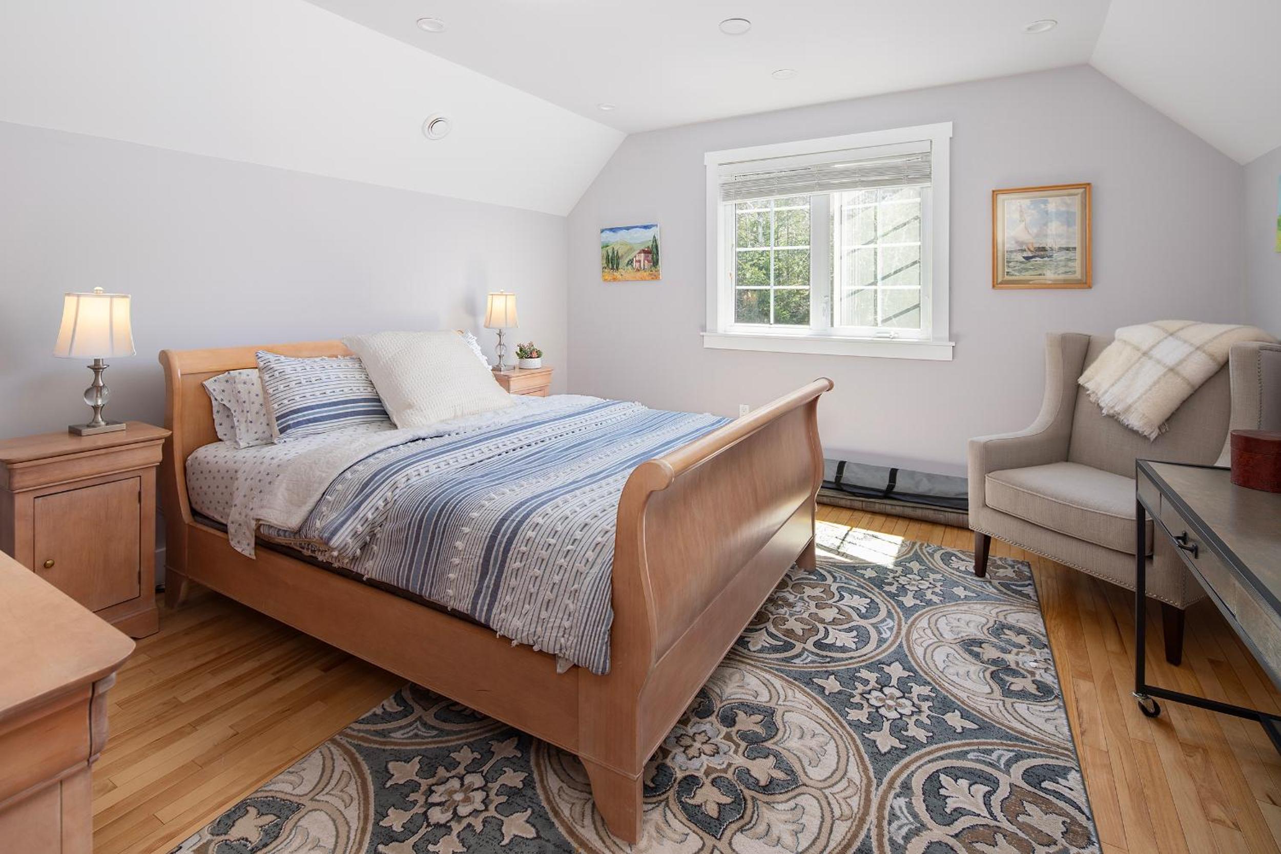 Two-Bedroom House photo 3