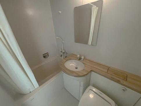 Standard Twin Room - Photo 6