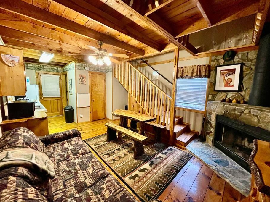 One-Bedroom House photo 1