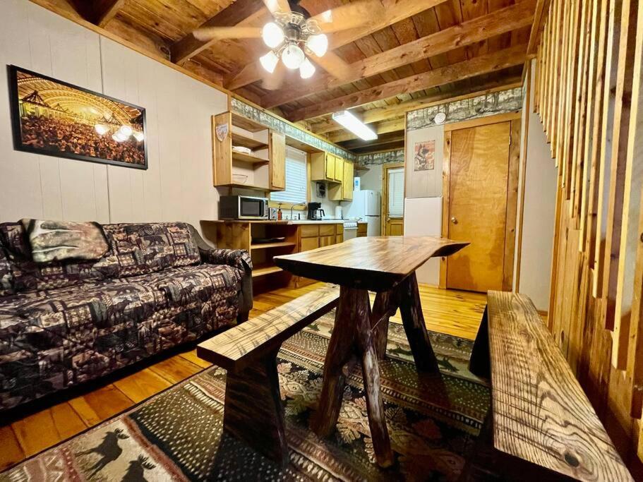 One-Bedroom House photo 3