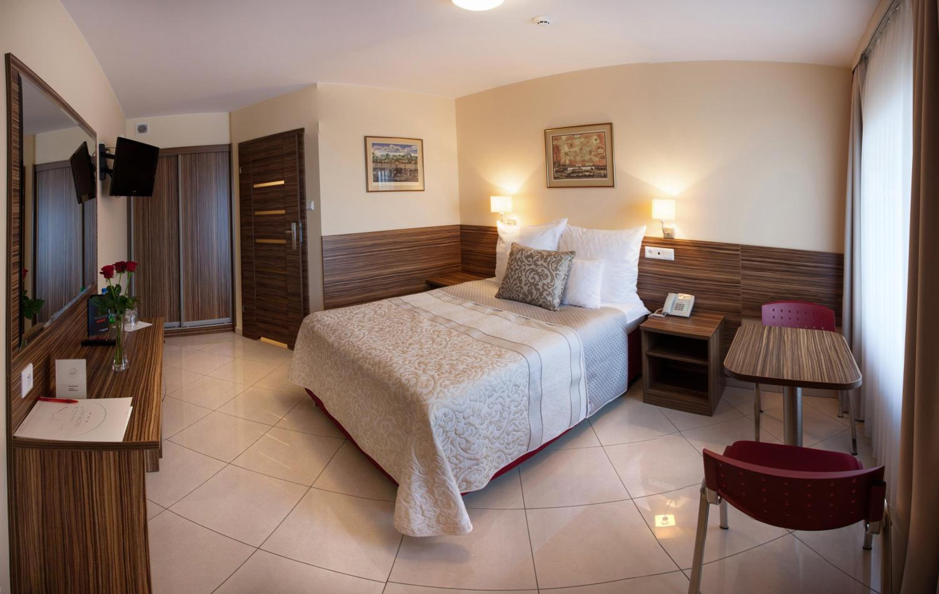 Single Room photo 2