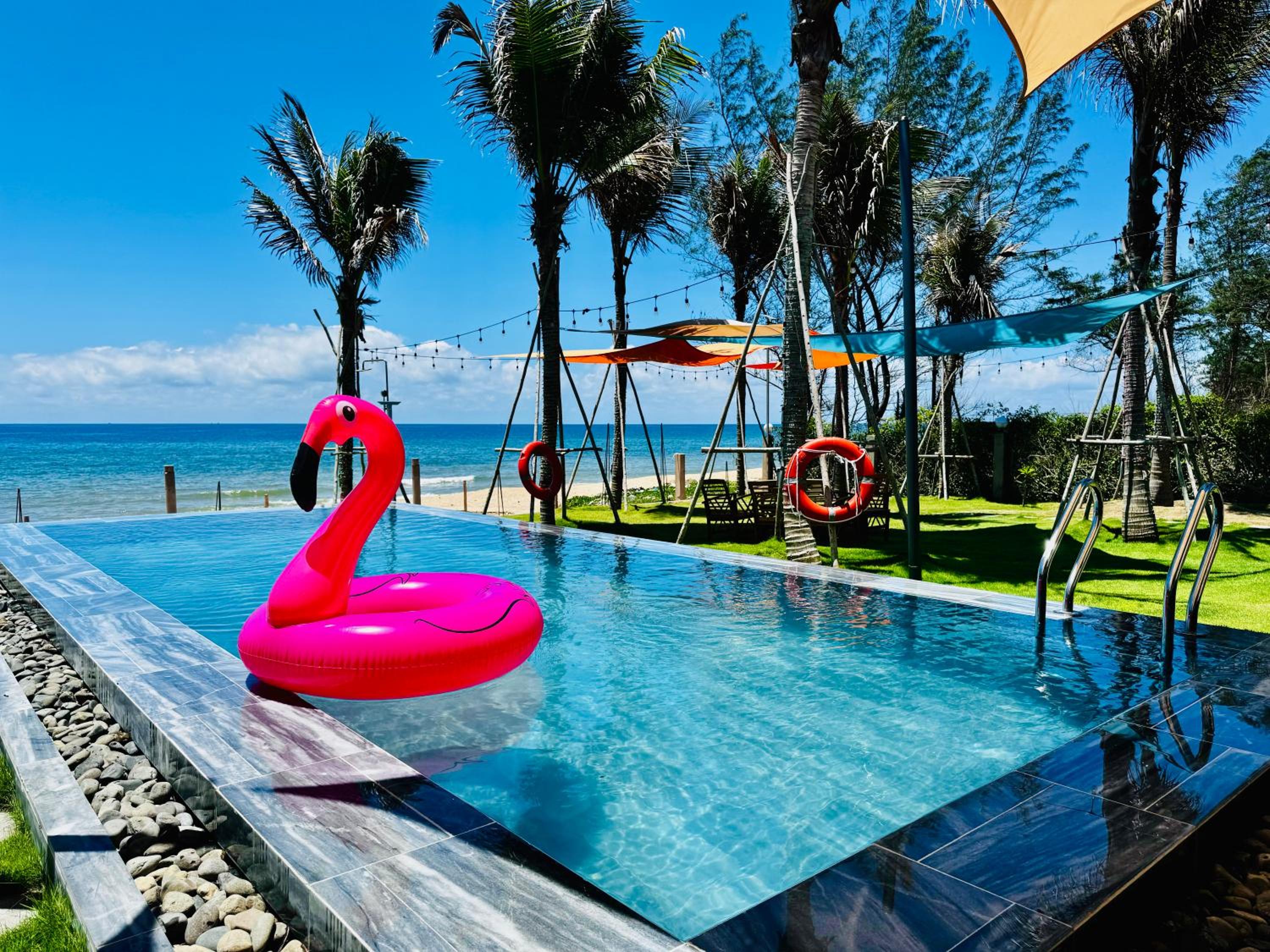 Villa photo 1