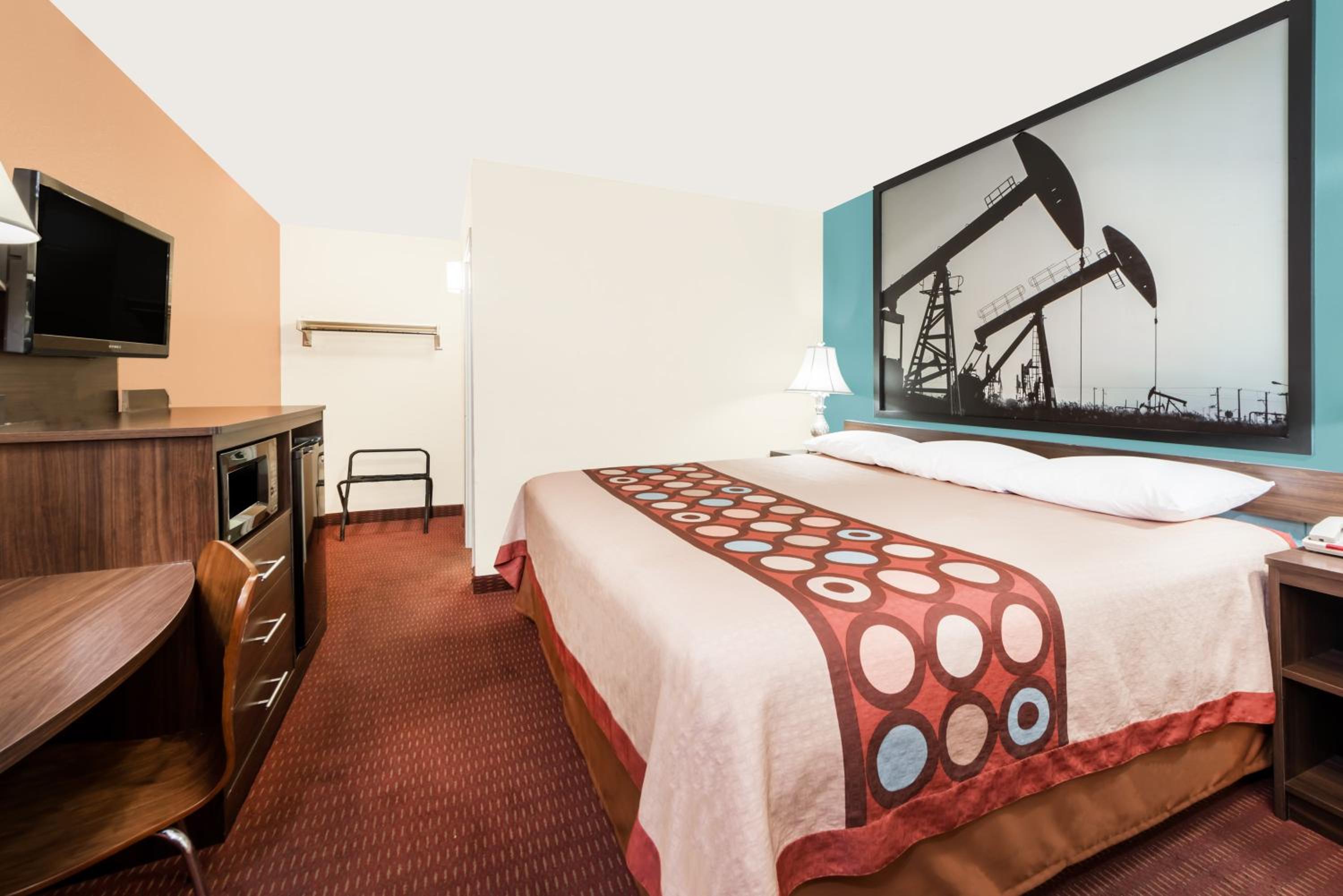 King Room - Non-Smoking - Photo 1