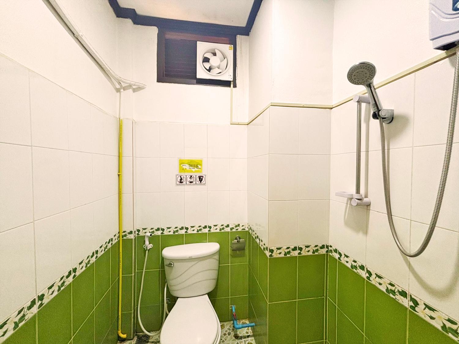 Superior Triple Room photo 2