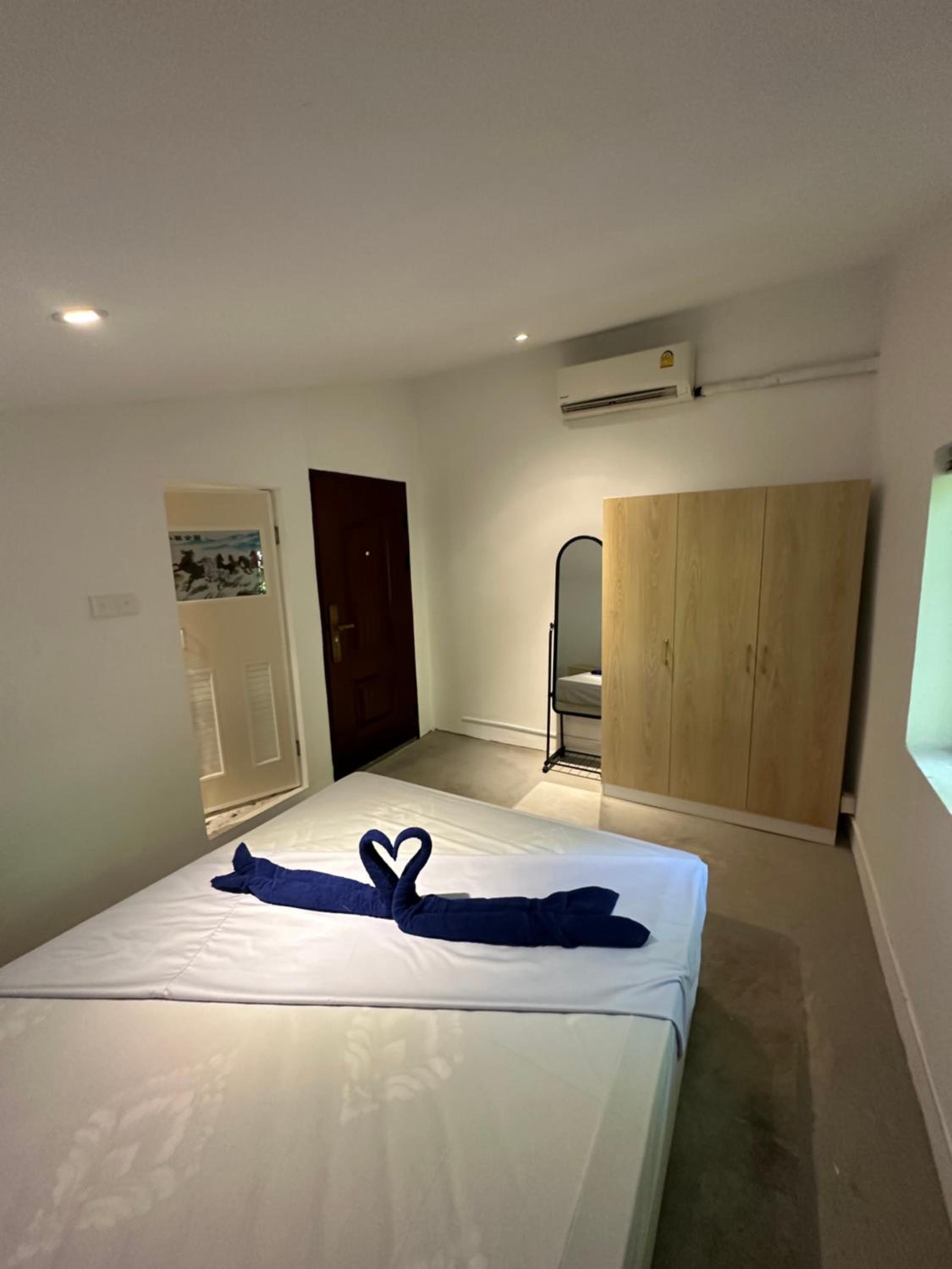 Double Room with Private Bathroom photo 3