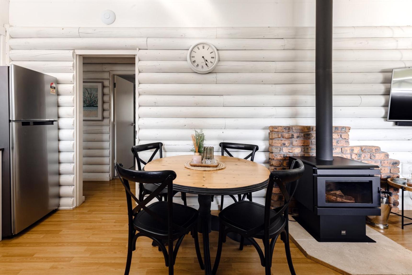 3 Bedroom self contained lodge photo 3