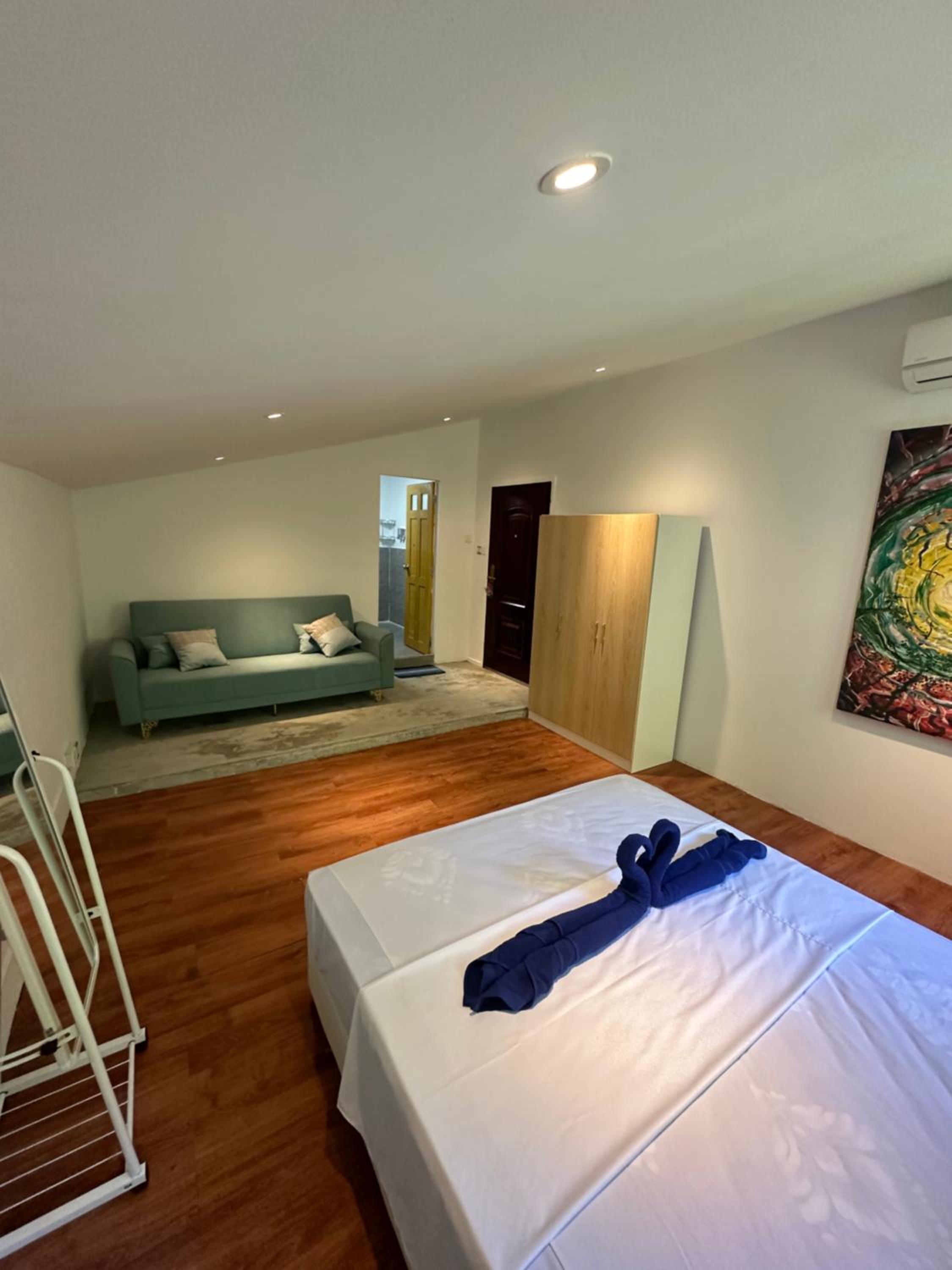 Comfort Triple Room with Shower photo 3
