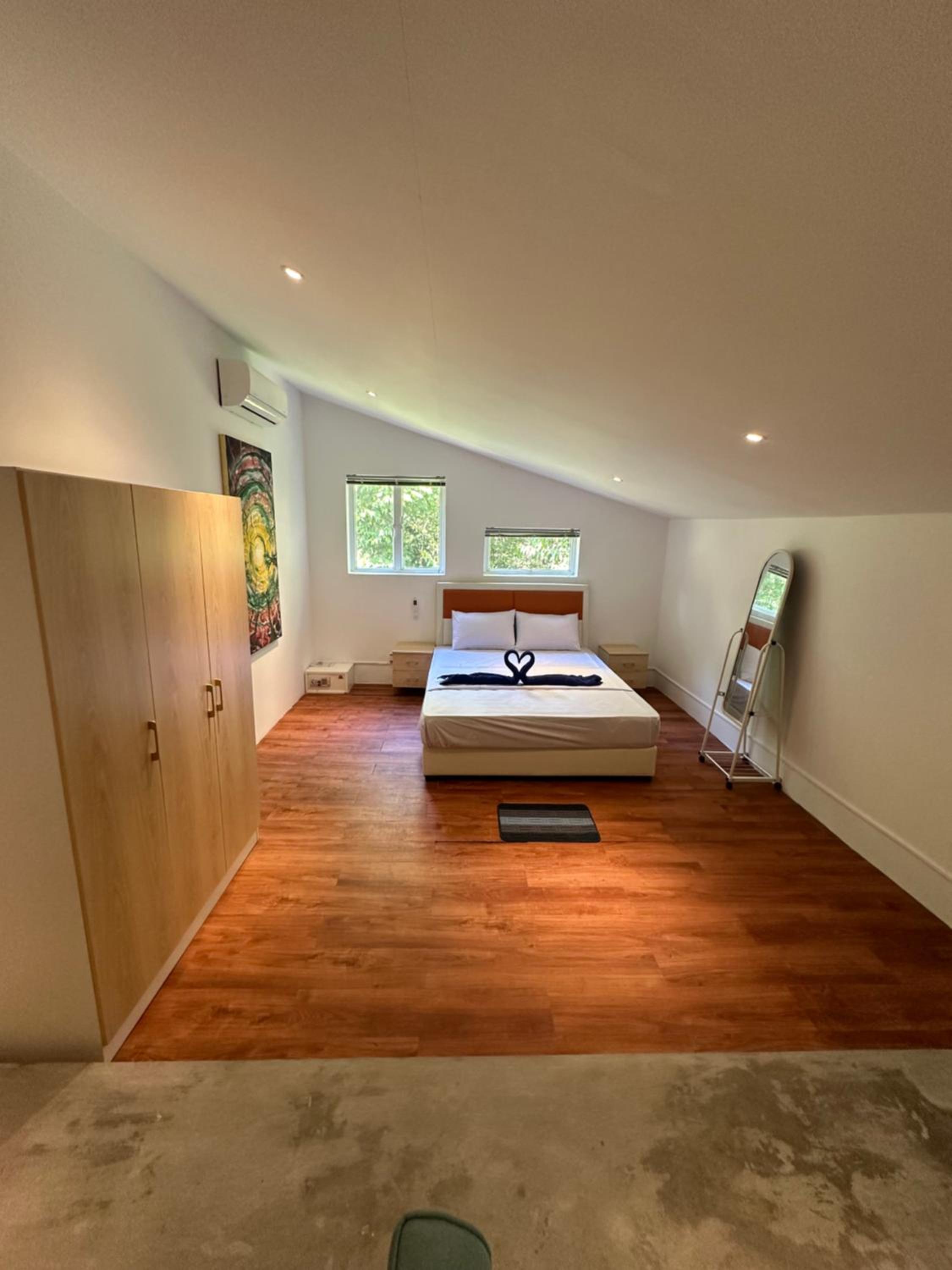Comfort Triple Room with Shower photo 2