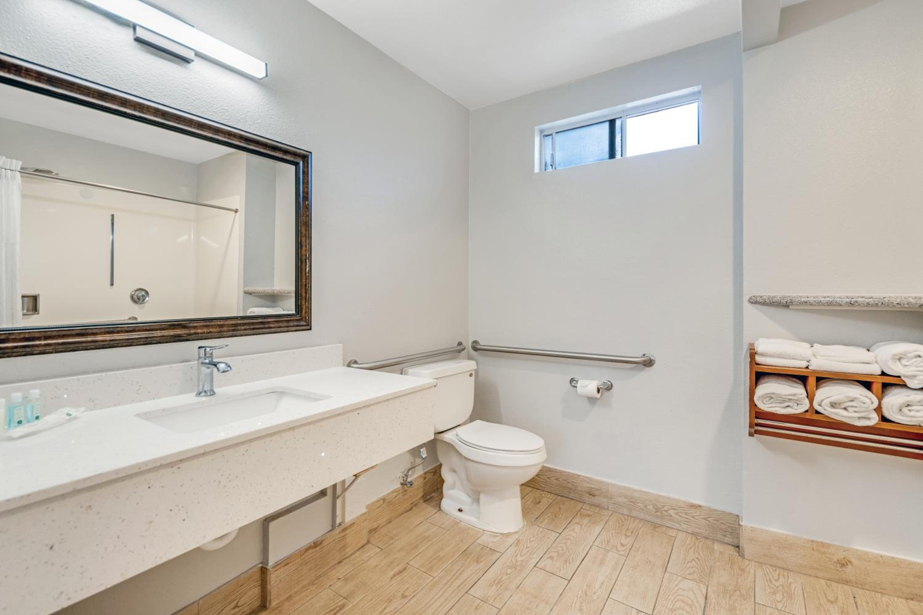 Two Double Beds with Roll-In Shower  - Accessible/Non-Smoking - Photo 7