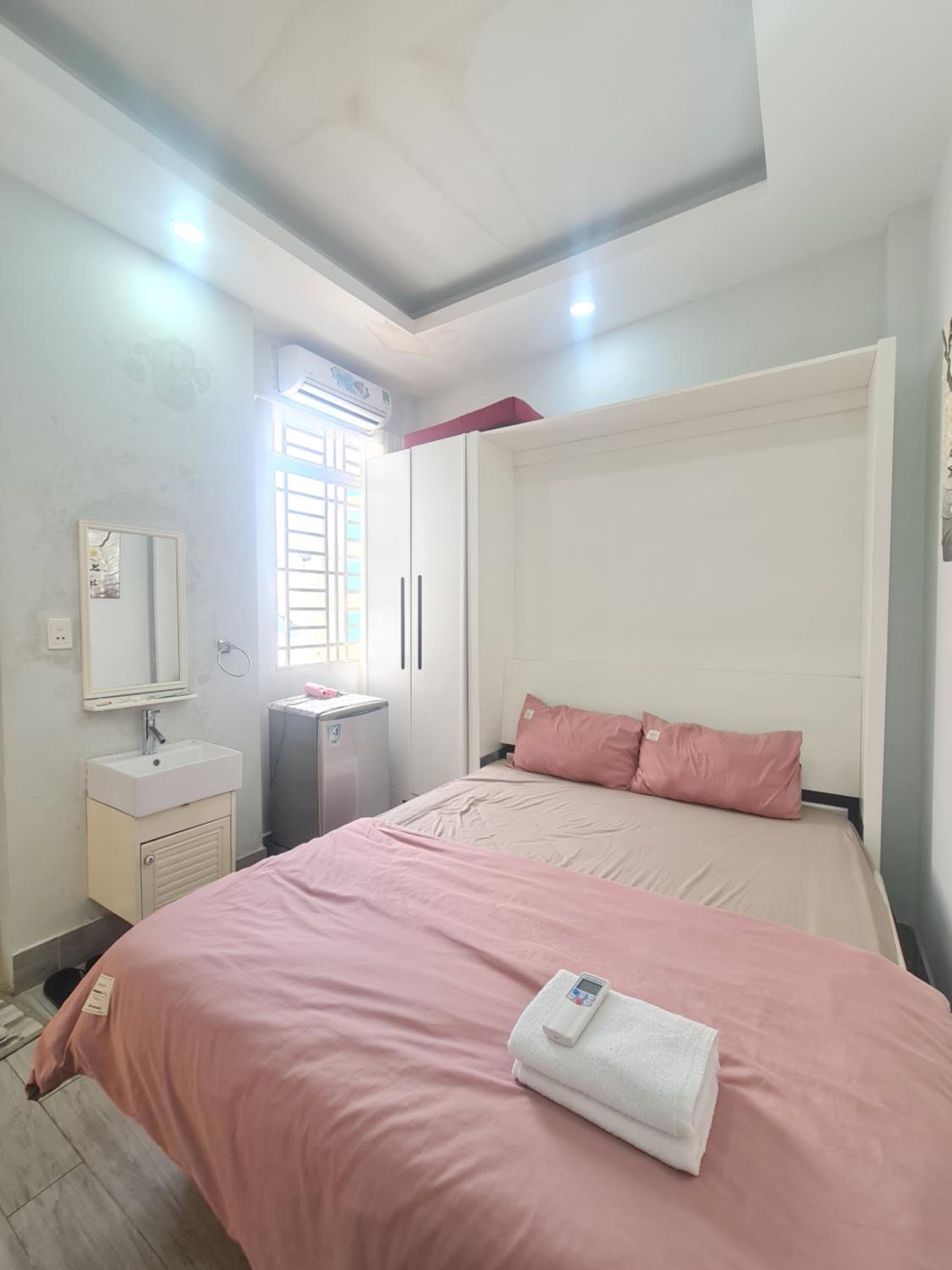 Standard King Room