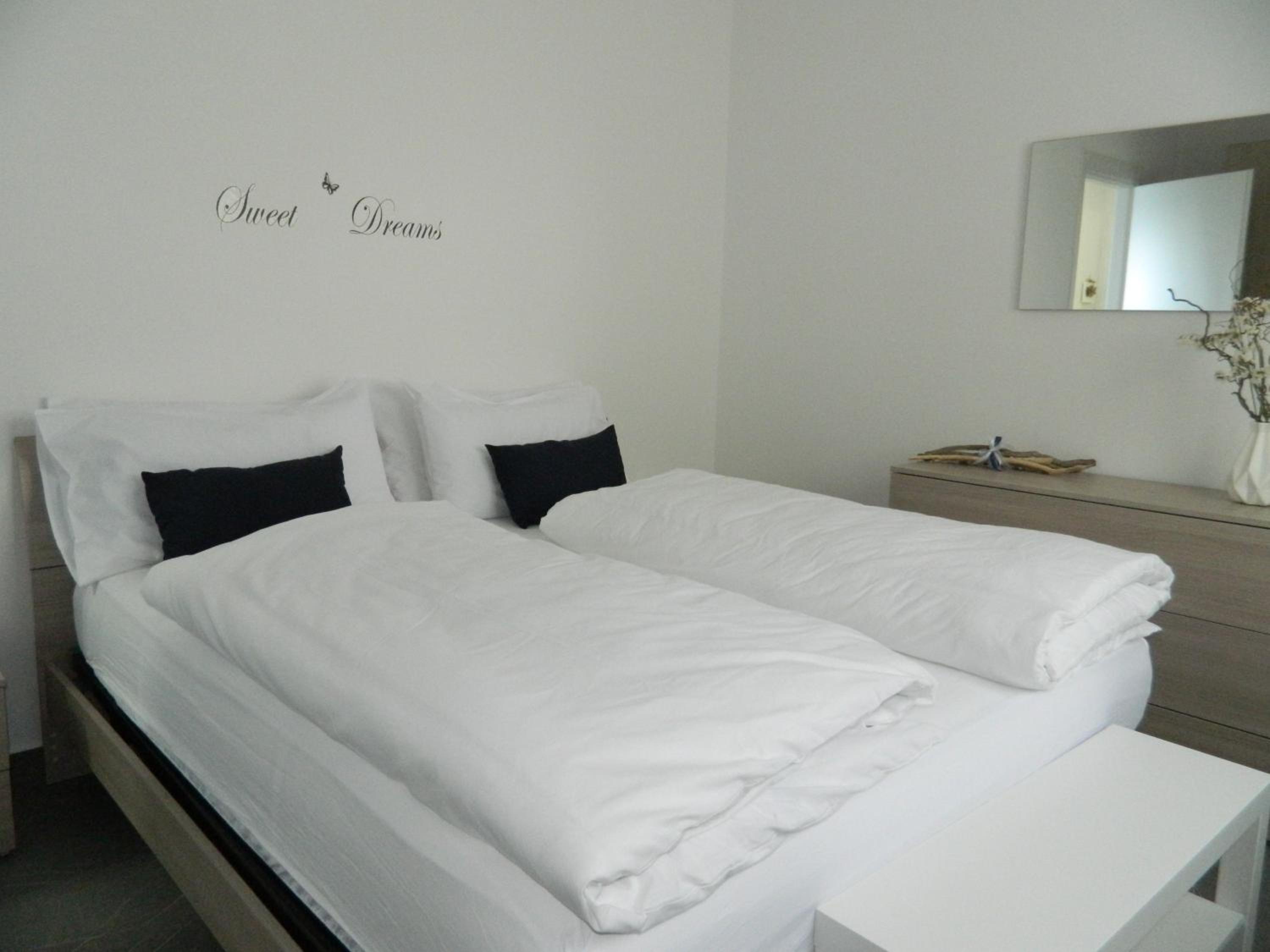 Apartment - Photo 11