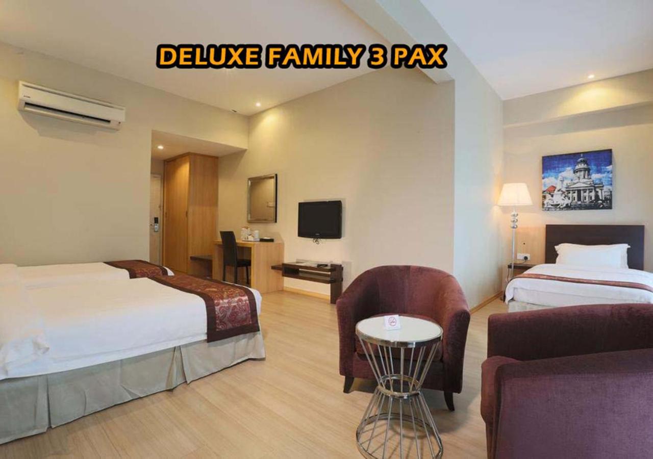 Deluxe Triple Room - Photo 1