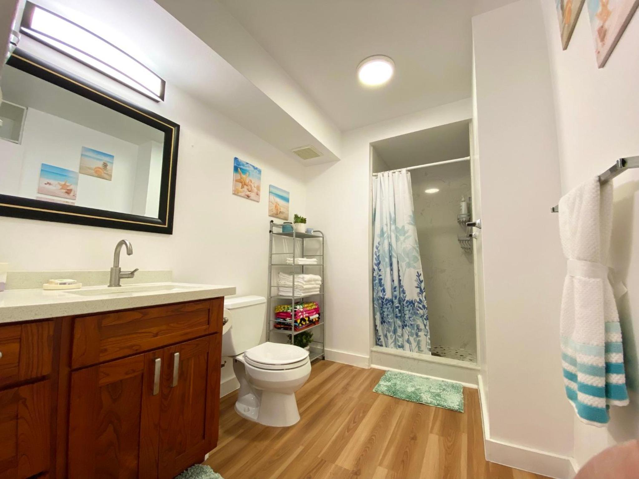 Cozy 2beds,2baths, free parking at Waikiki Beach: Two-Bedroom Apartment photo
