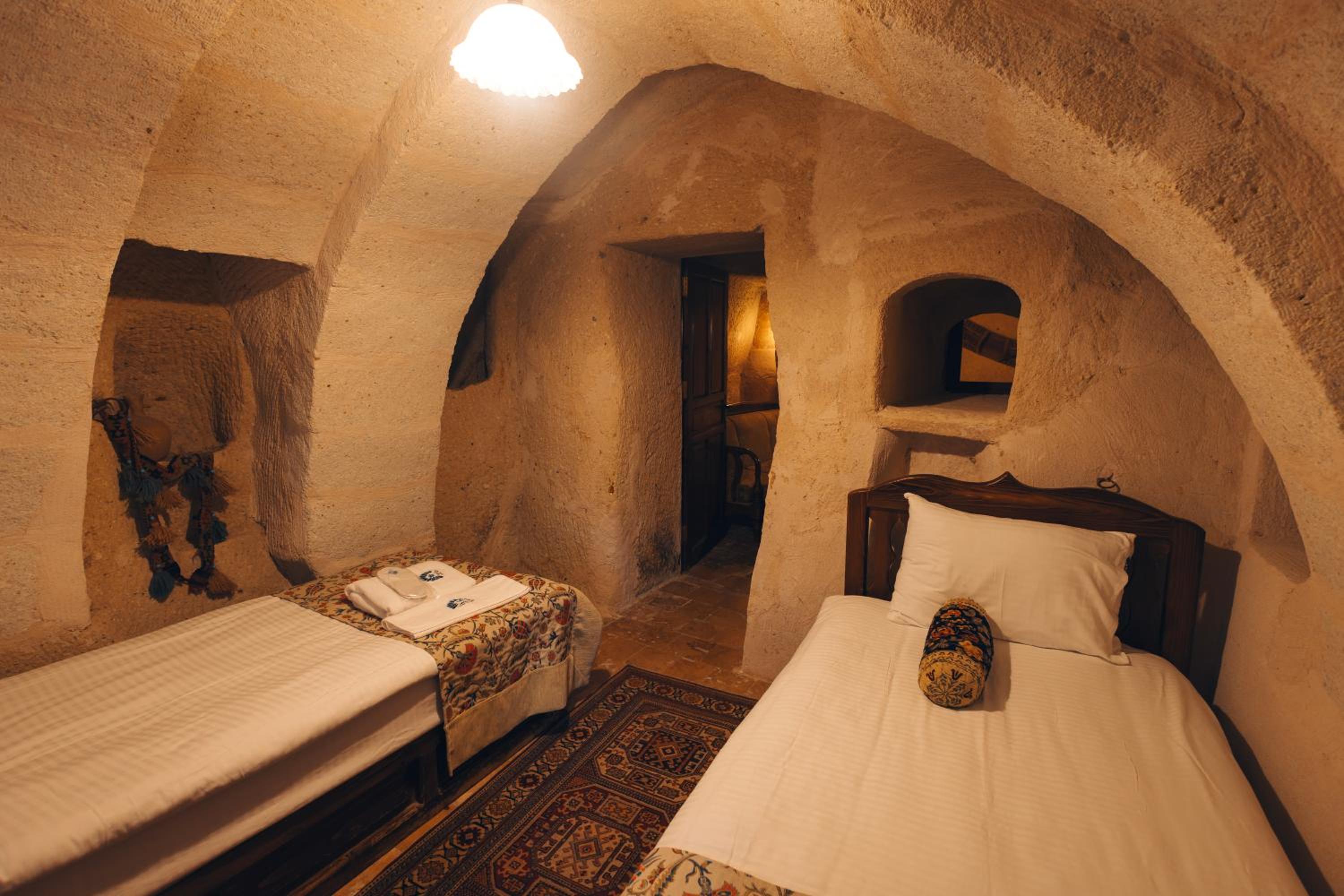 Family Cave Suite photo 3
