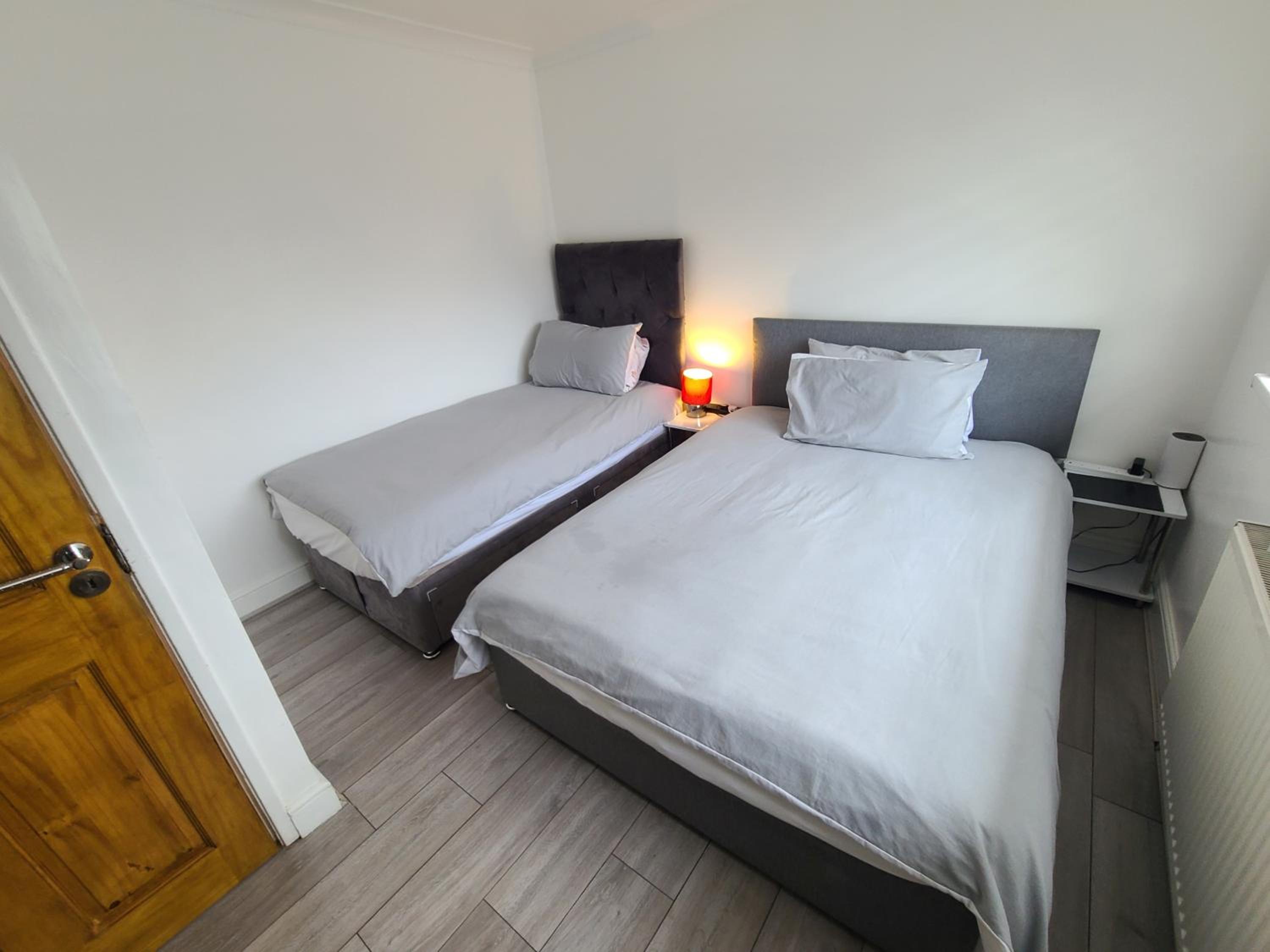 Triple Room with Shared Bathroom photo 1