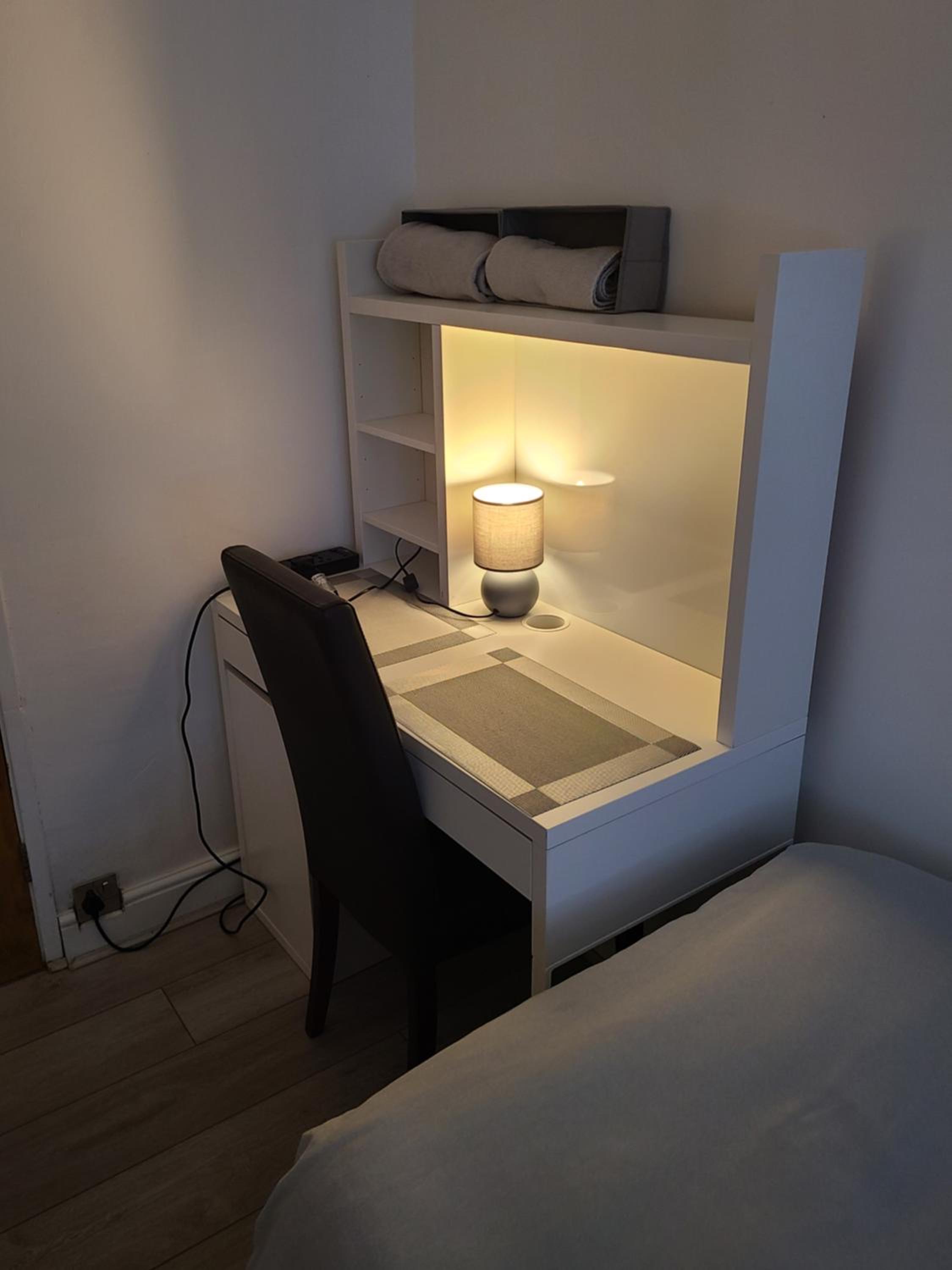 Single Room photo 1